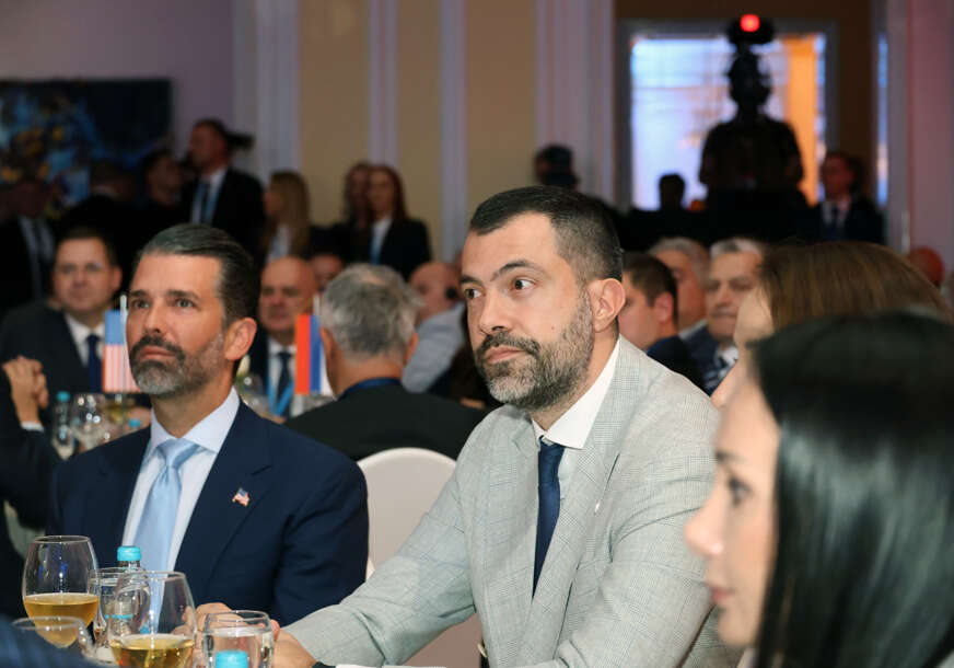 Donald-Tramp-Junior-Banja-Luka-Banski-dvor-foto-Borislav-Zdrinja-Srna-7-872x610