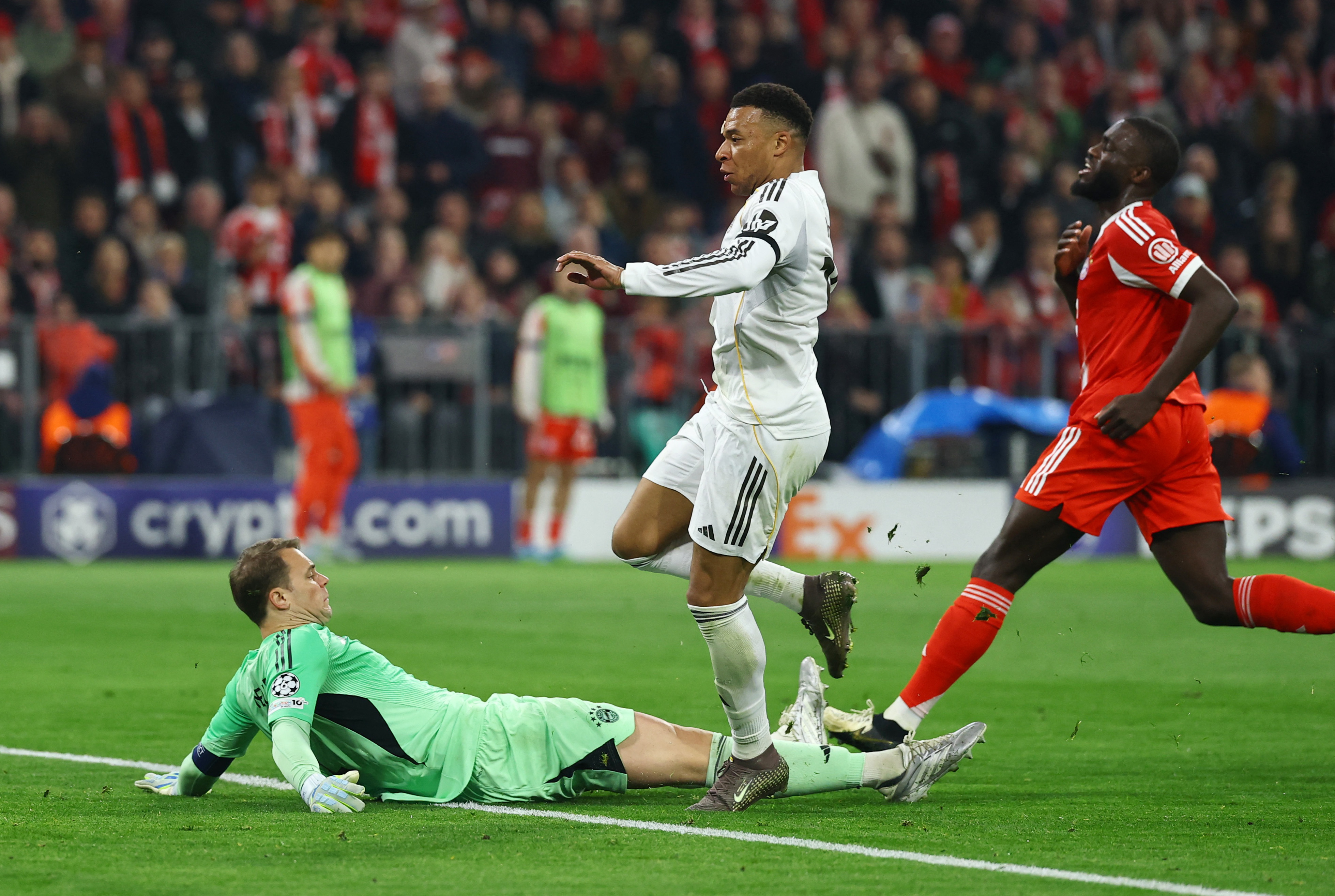 Soccer Football - UEFA Champions League - Quarter Final -