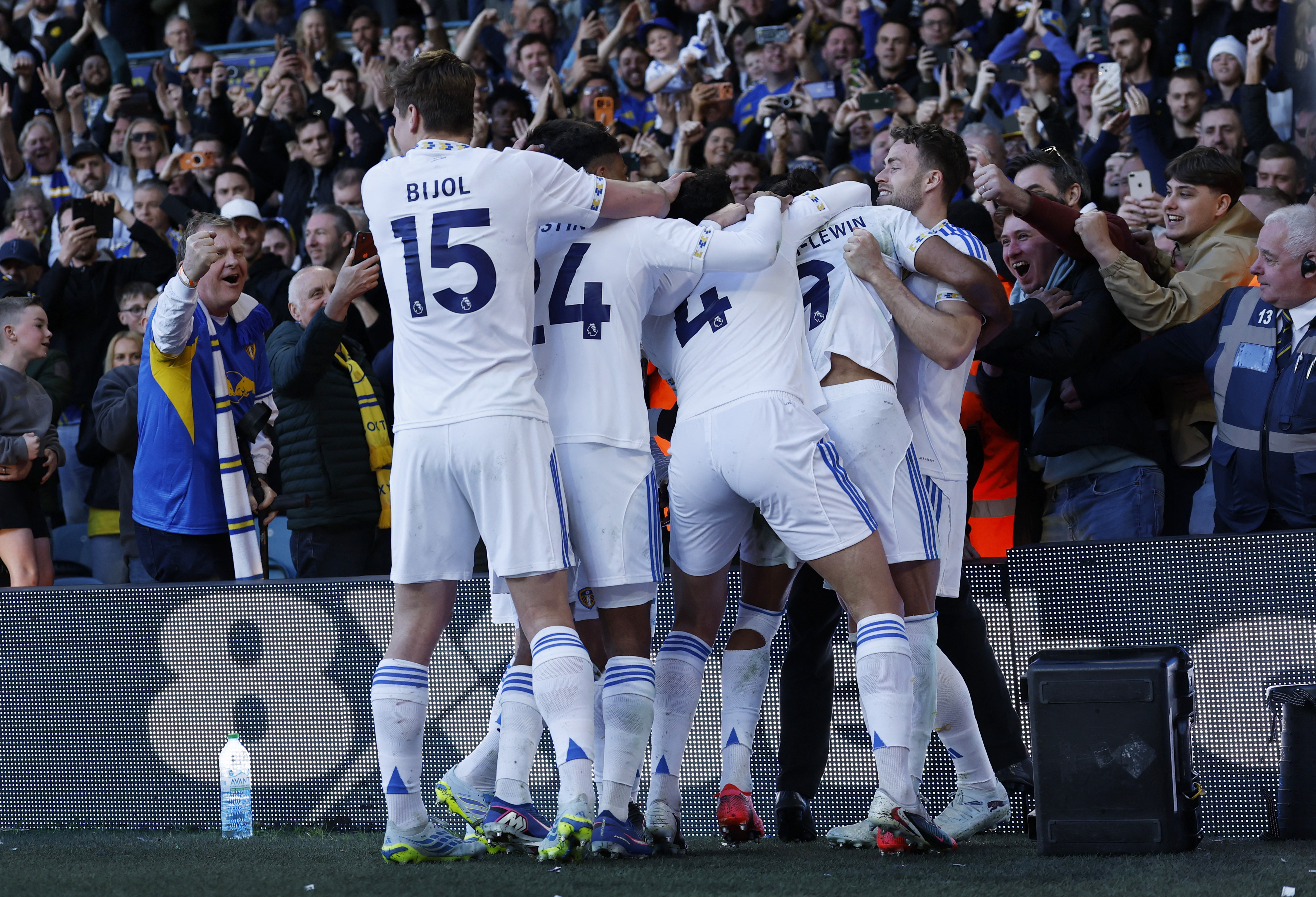Soccer Football - Premier League - Leeds United v Wolverhampton Wanderers - Elland Road, Leeds, Britain - April 18, 2026 Leeds United's Dominic Calvert-Lewin celebrates scoring their third goal with teammates Action Images via Reuters/Jason Cairnduff EDIT