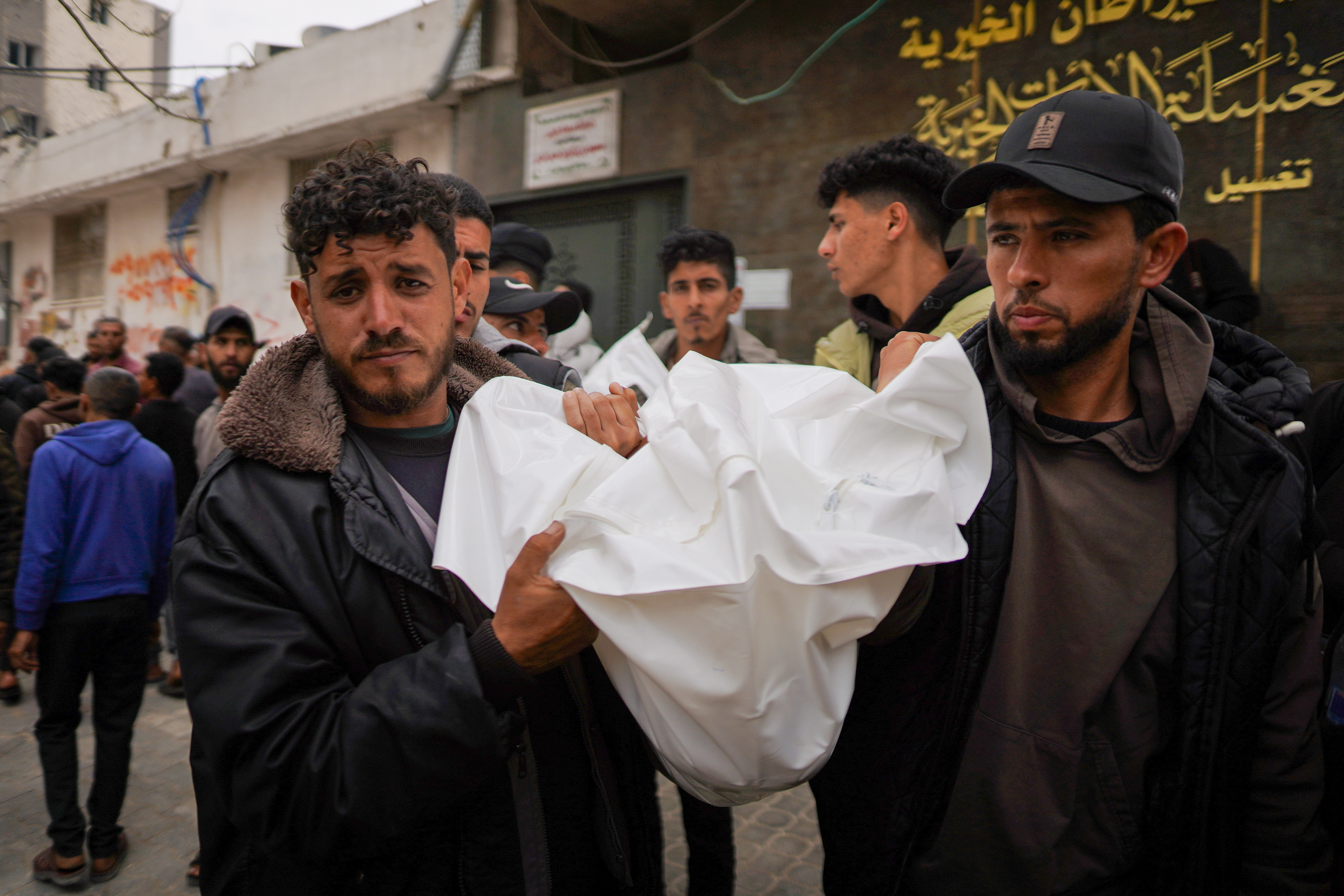 AA-20260426-41215405-41215395-TROJE_PALESTINACA_UBIJENO_U_IZRAELSKOM_NAPADU_NA_GAZU_UZNEMIRUJUCI_SADRZAJ