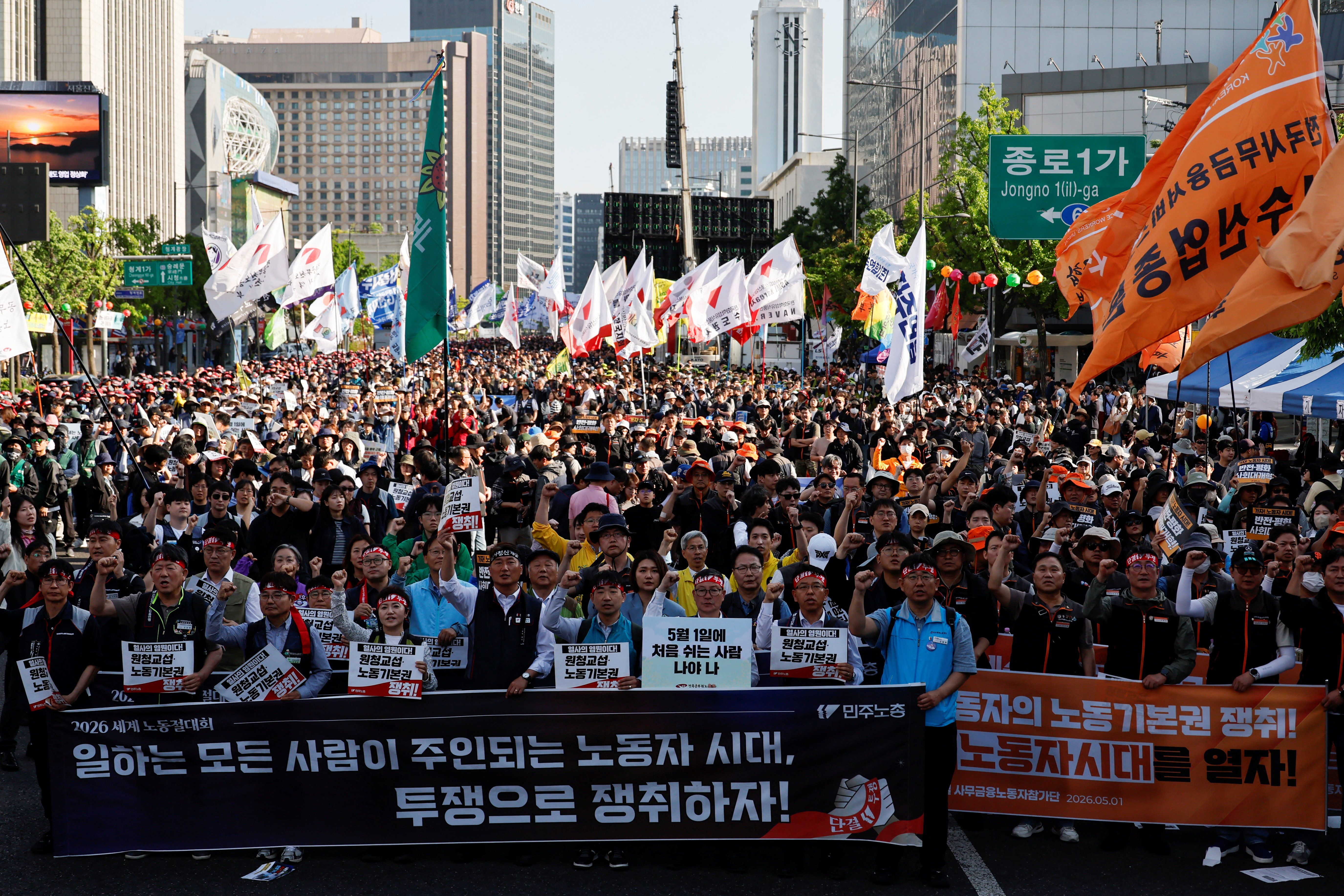 2026-05-01T094051Z_1892811084_RC270LARZDMO_RTRMADP_3_MAY-DAY-SOUTHKOREA