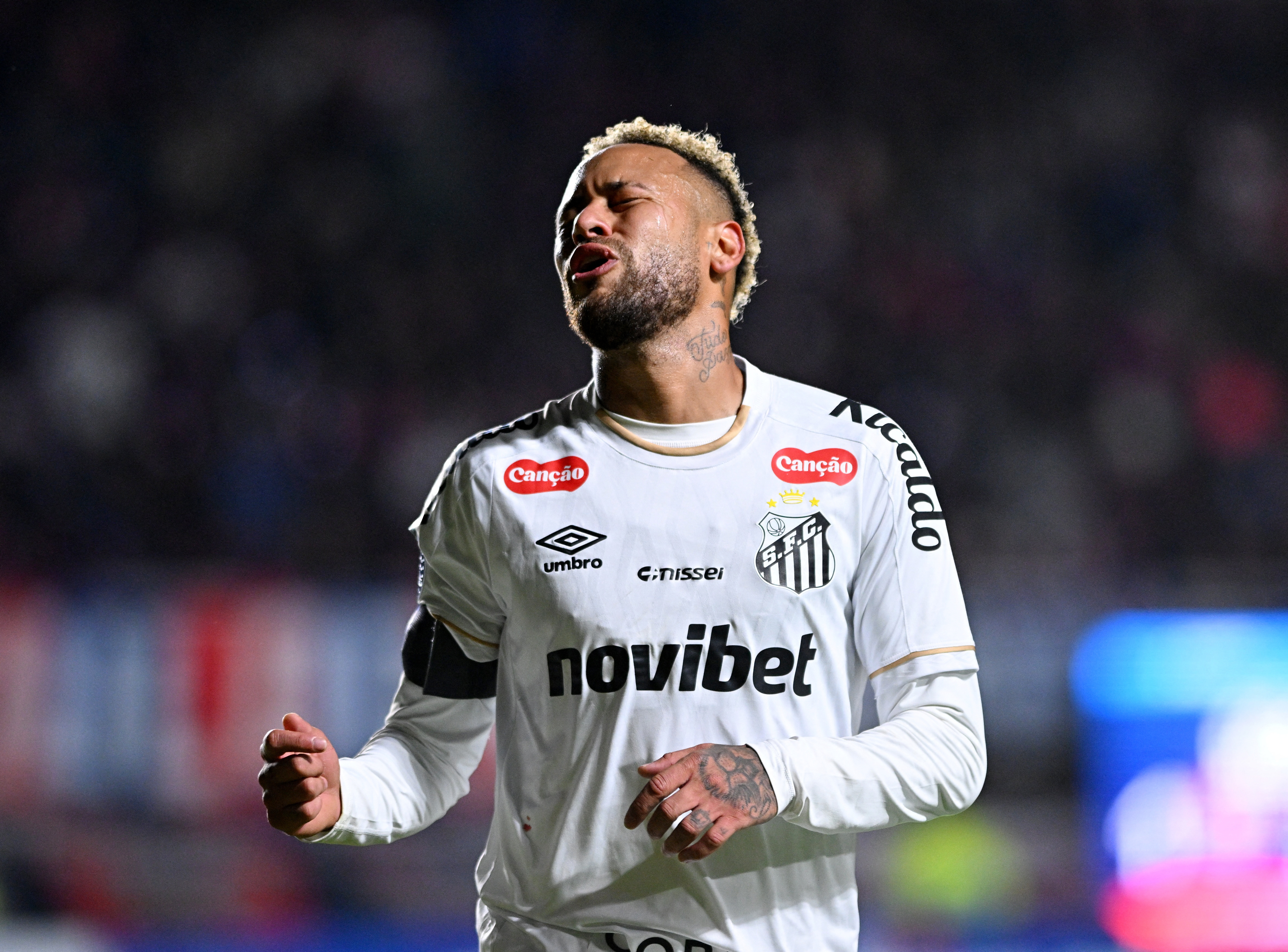 Soccer Football - Recopa Sudamericana - Group D - San Lorenzo v Santos - Estadio Pedro Bidegain, Buenos Aires, Argentina - April 28, 2026 Santos' Neymar reacts REUTERS/Rodrigo Valle