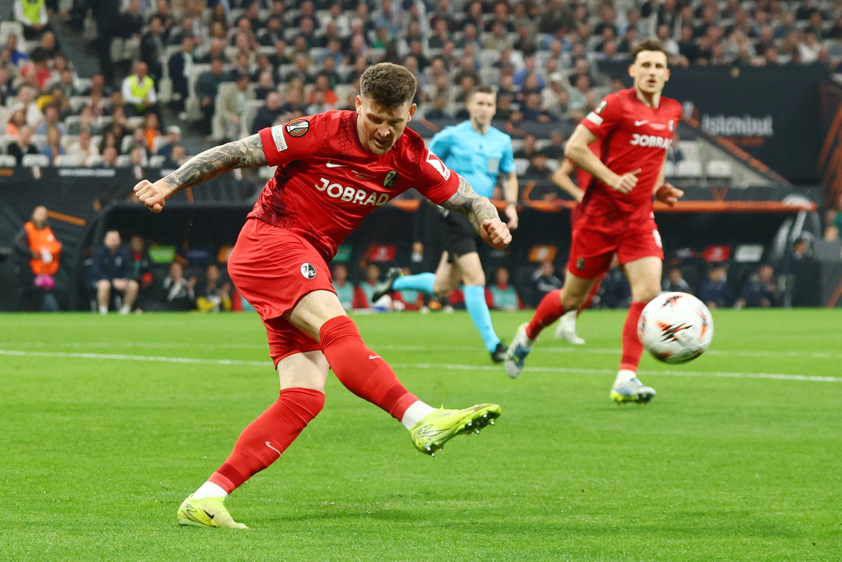 Soccer Football - UEFA Europa League - Final - SC Freiburg v Aston Villa - Besiktas Park, Istanbul, Turkey - May 20, 2026 SC Freiburg's Lukas Kubler in action REUTERS/Manon Cruz