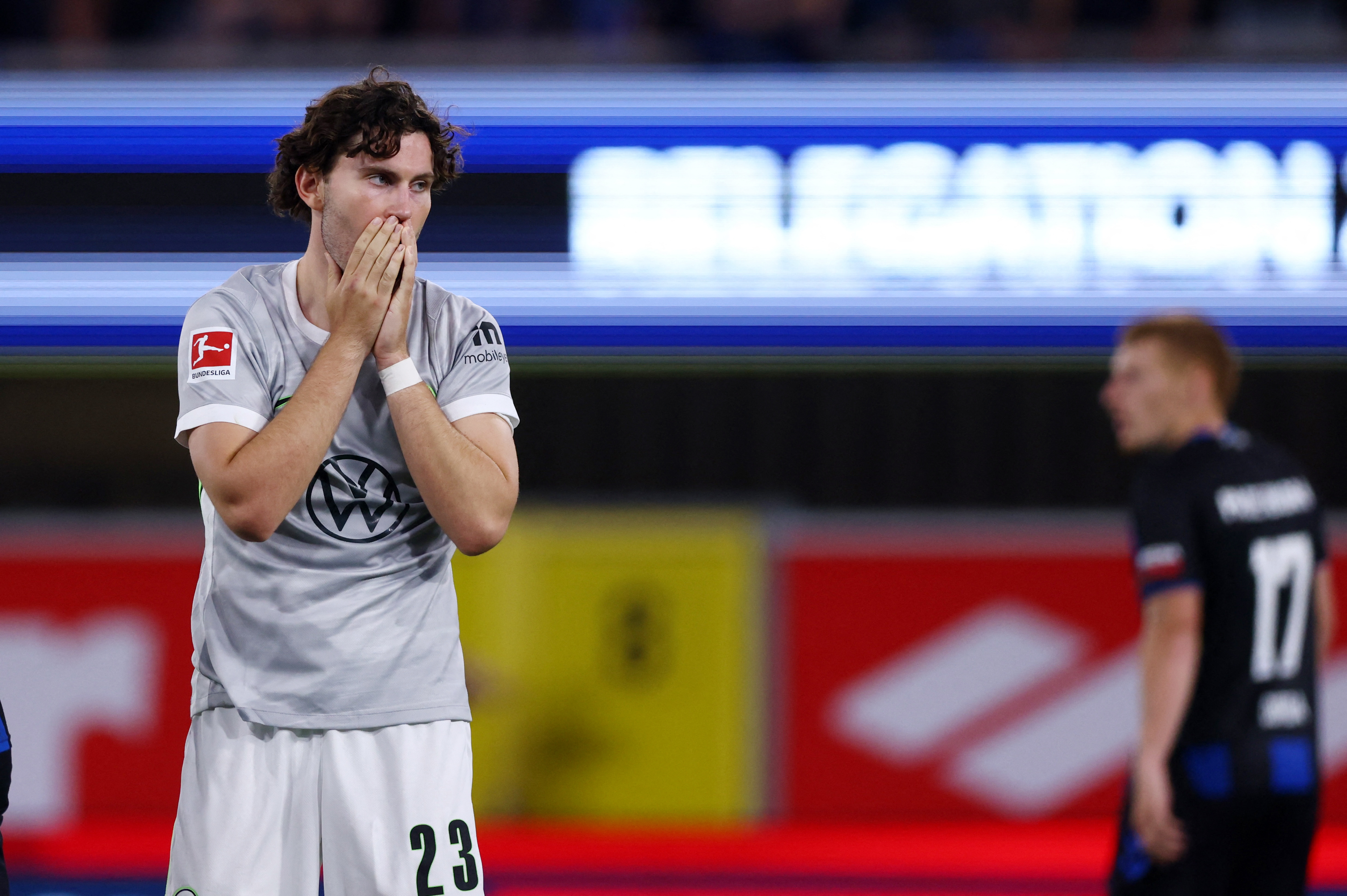 Soccer Football - Bundesliga - Relegation Playoff - Second Leg - SC Paderborn v VfL Wolfsburg - Home Deluxe Arena, Paderborn, Germany - May 25, 2026 VfL Wolfsburg's Jonas Wind looks dejected after relegation to the Bundesliga 2 REUTERS/Thilo Schmuelgen DF