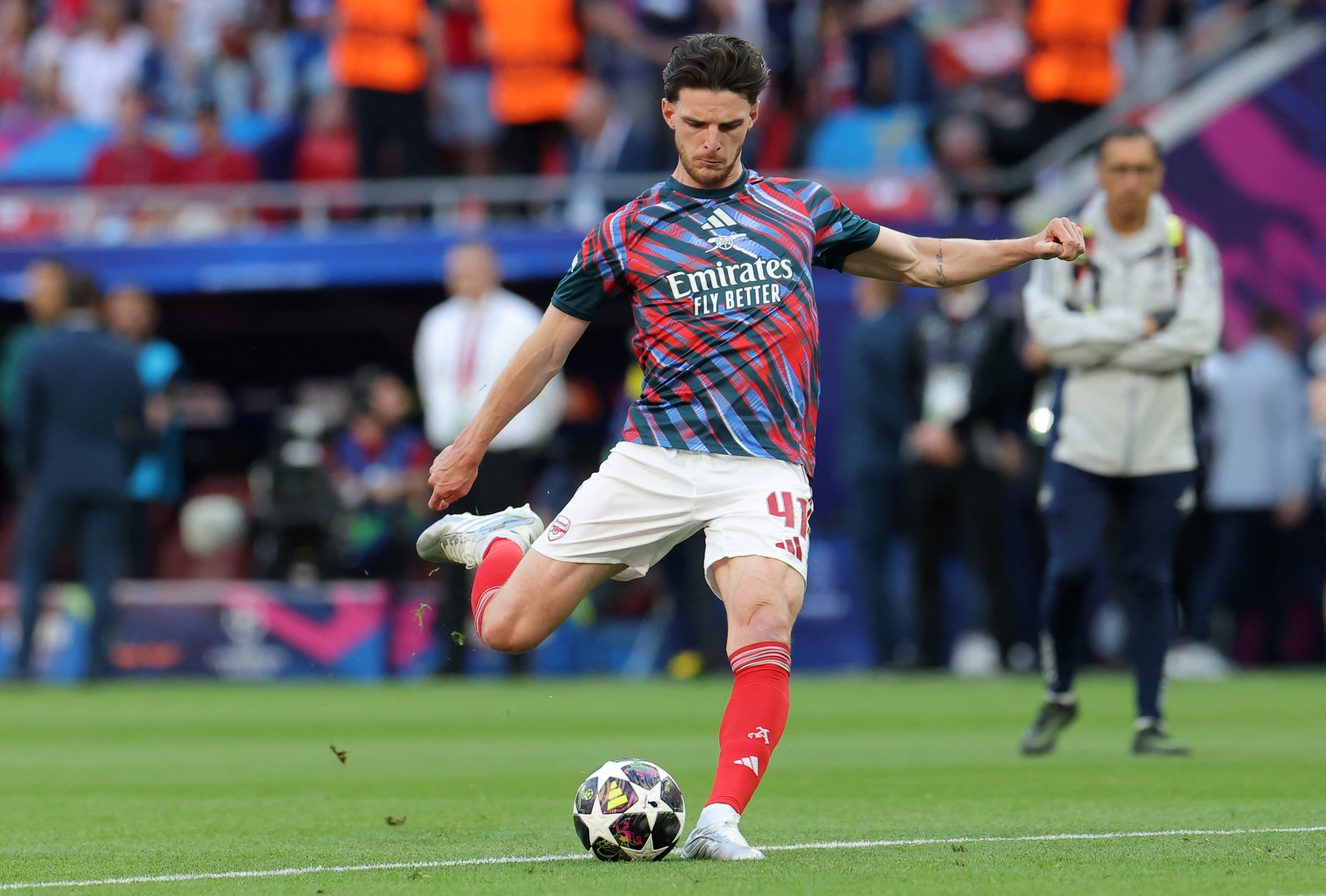 Soccer Football - UEFA Champions League - Final - Paris St Germain v Arsenal - Puskas Arena, Budapest, Hungary - May 30, 2026 Arsenal's Declan Rice during the warm up before the match REUTERS/Bernadett Szabo