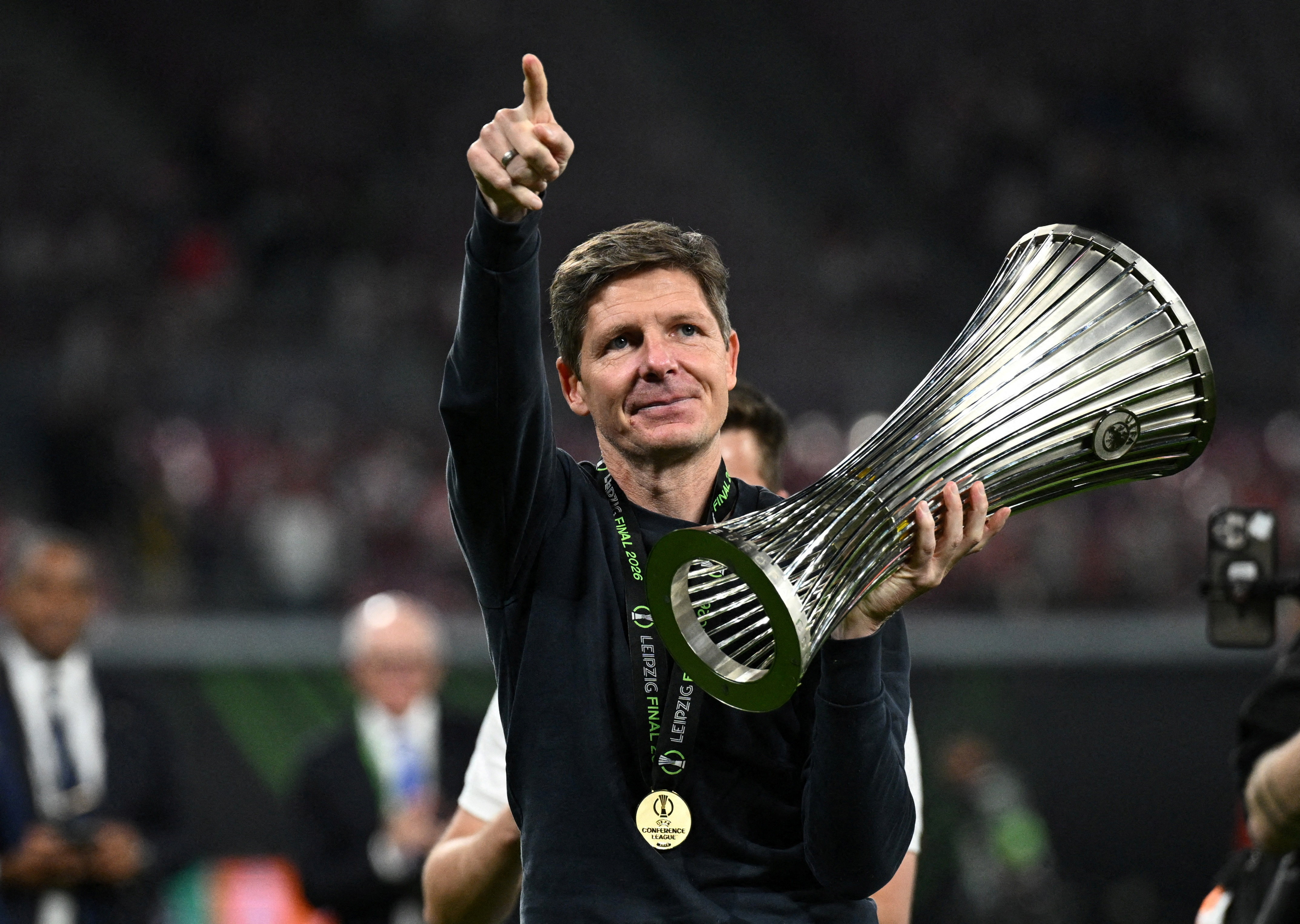 Soccer Football - UEFA Conference League - Final - Crystal Palace v Rayo Vallecano - Red Bull Arena, Leipzig, Germany - May 27, 2026 Crystal Palace manager Oliver Glasner celebrates with the trophy after winning the UEFA Conference League REUTERS/Annegret