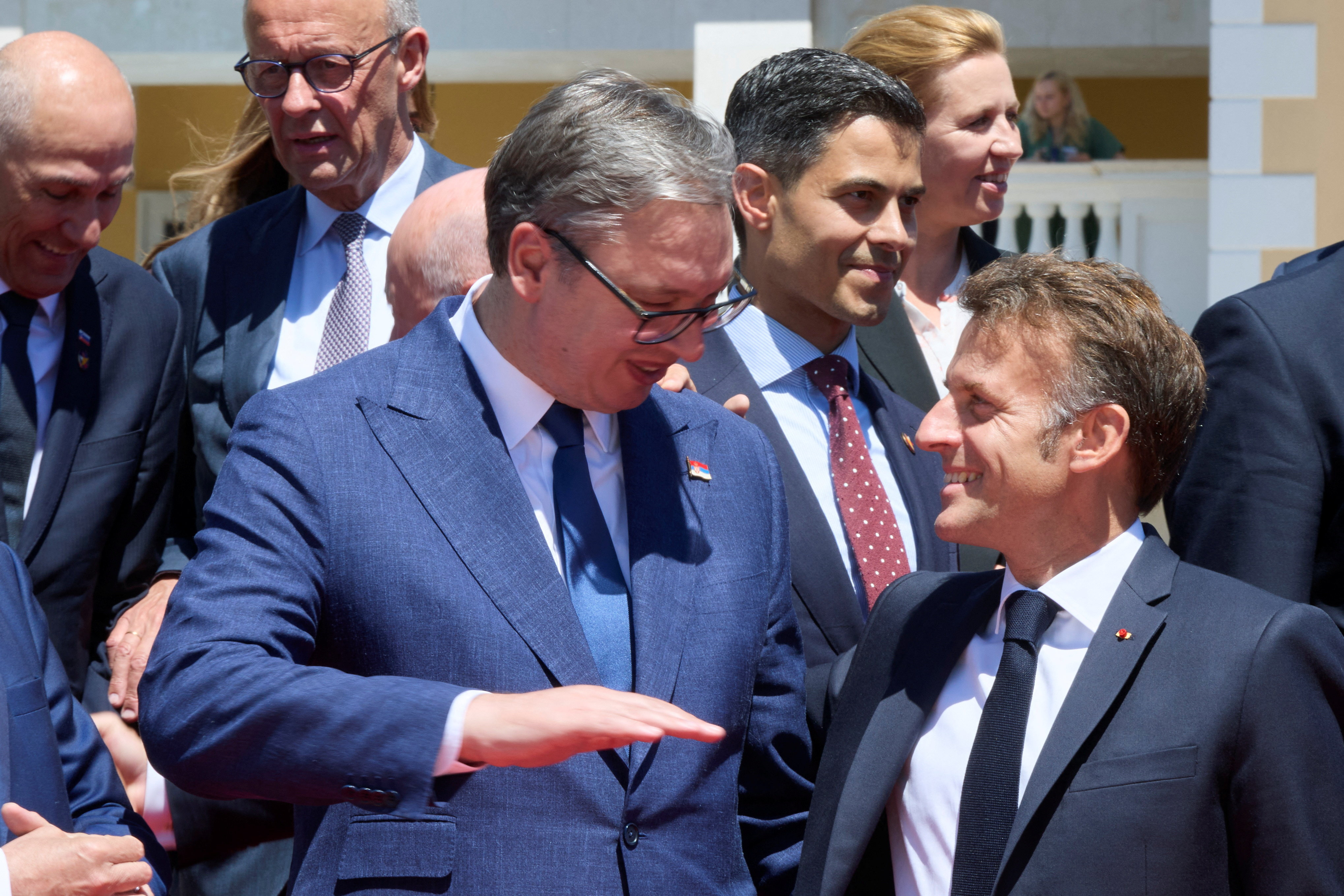 Serbia's President Aleksandar Vucic and France's President