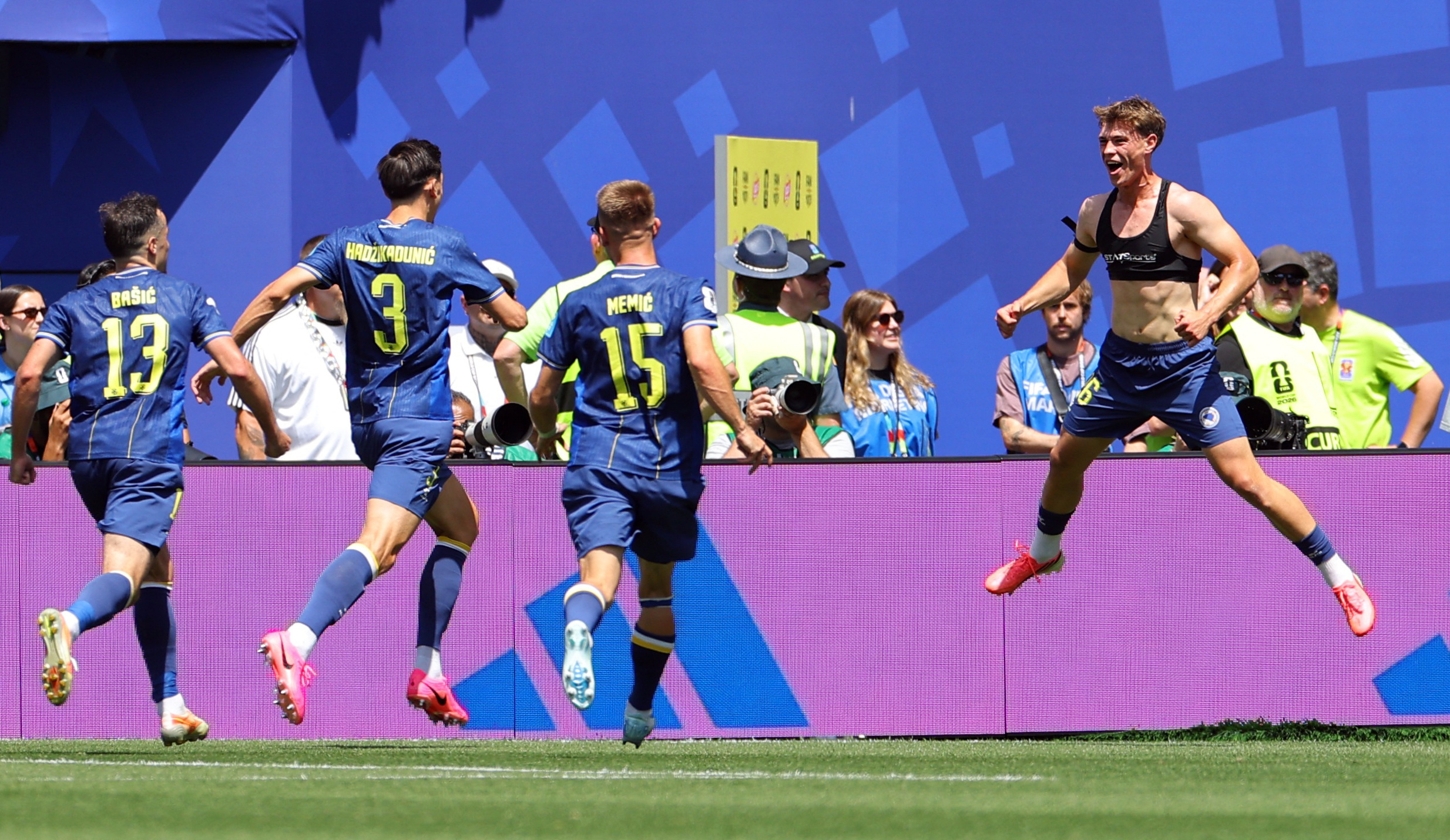 2026-06-24T210104Z_1050213285_UP1EM6O1MDRDA_RTRMADP_3_SOCCER-WORLDCUP-BIH-QAT