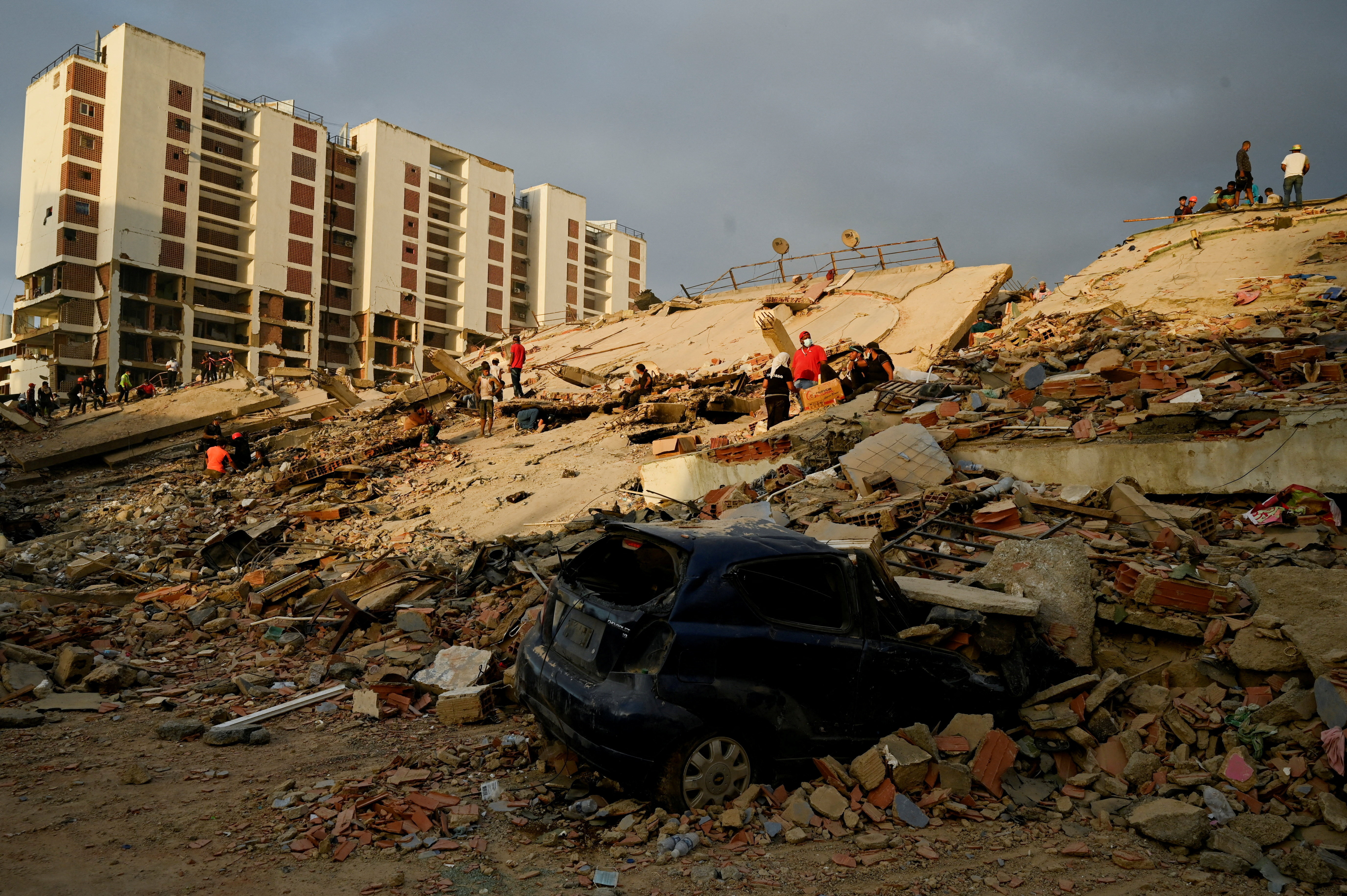 2026-06-28T071810Z_1221033299_RC2M2MA7NSEX_RTRMADP_3_VENEZUELA-QUAKE