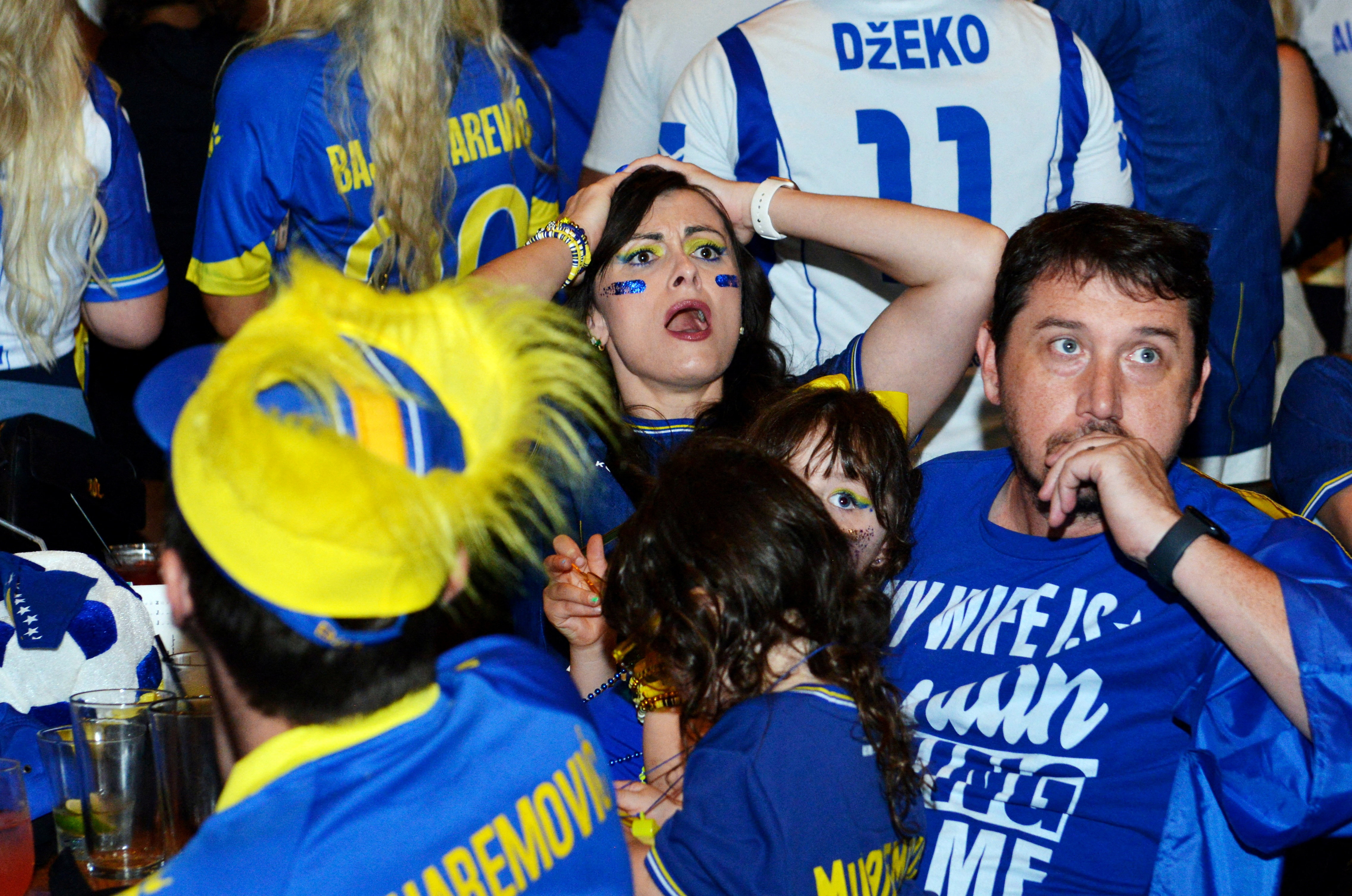 2026-07-02T020710Z_1826400469_UP1EM7203W4ZC_RTRMADP_3_SOCCER-WORLDCUP-USA-BIH-FANS