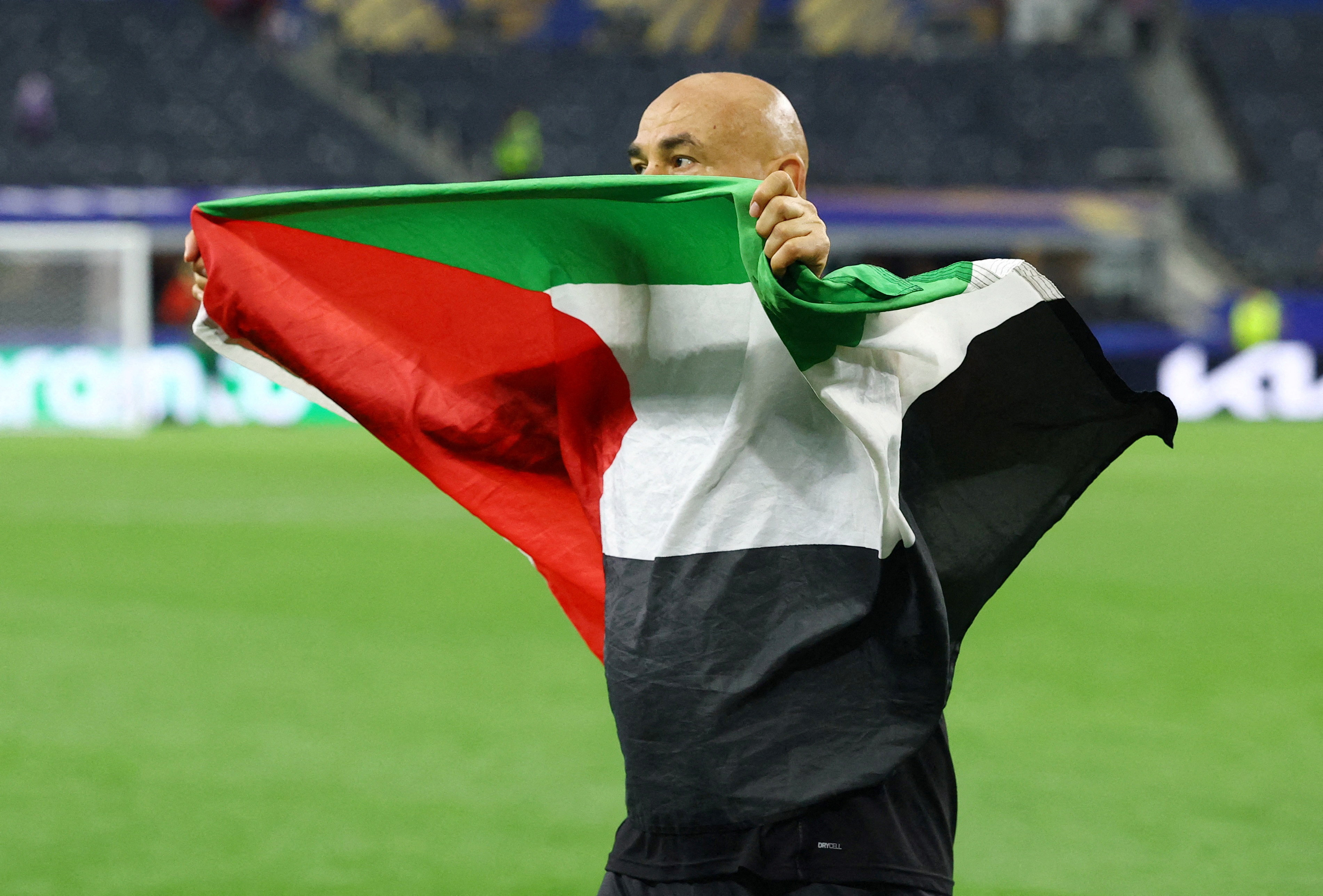 2026-07-04T015827Z_139335768_UP1EM731NK1KA_RTRMADP_3_SOCCER-WORLDCUP-AUS-EGY