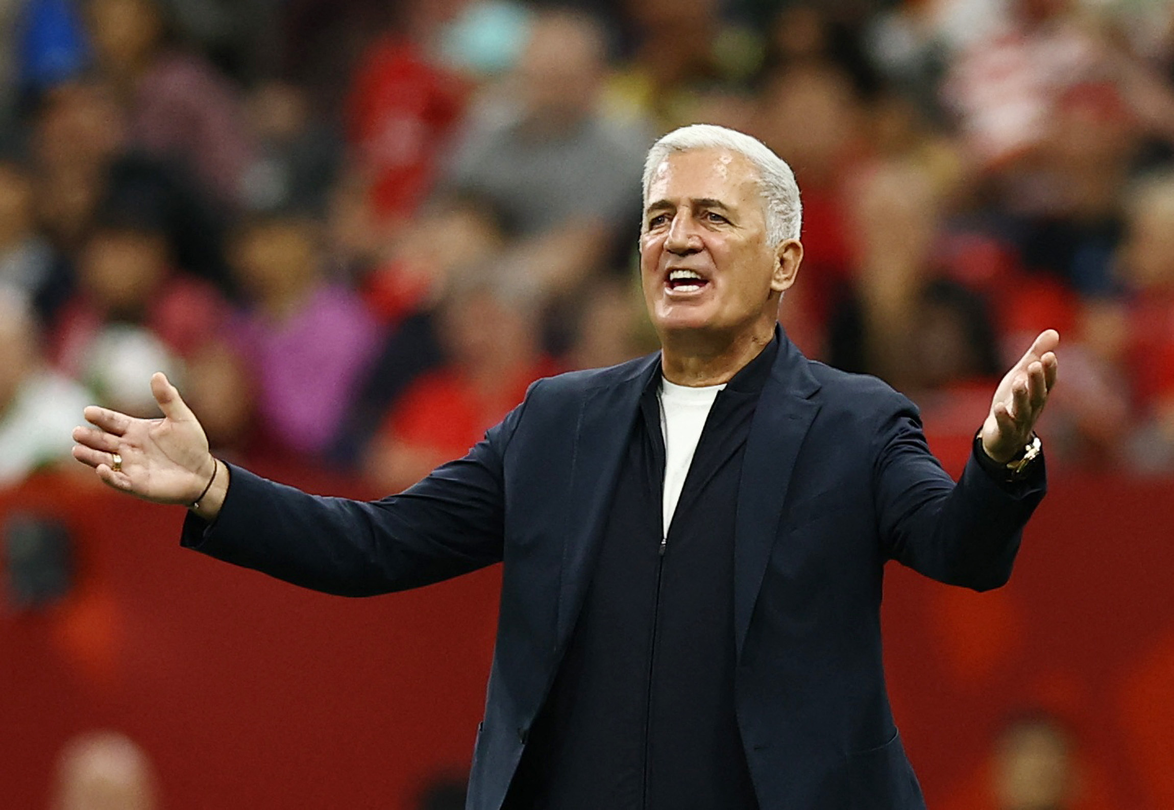 Soccer Football - FIFA World Cup 2026 - Round of 32 - Switzerland v Algeria - BC Place, Vancouver, Canada - July 2, 2026 Algeria coach Vladimir Petkovic reacts REUTERS/Lee Smith