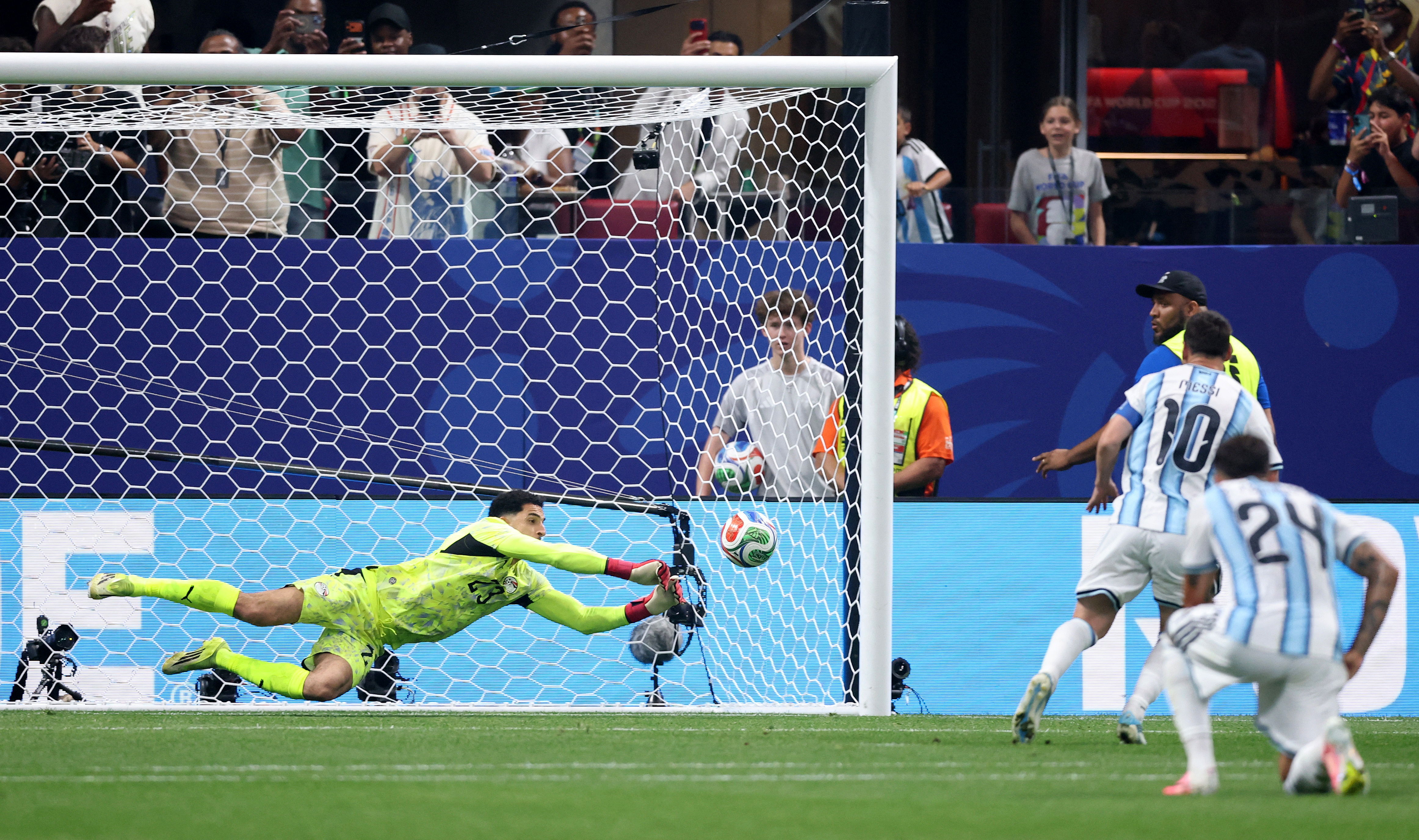 2026-07-07T162455Z_1037297340_UP1EM7719LHIK_RTRMADP_3_SOCCER-WORLDCUP-ARG-EGY
