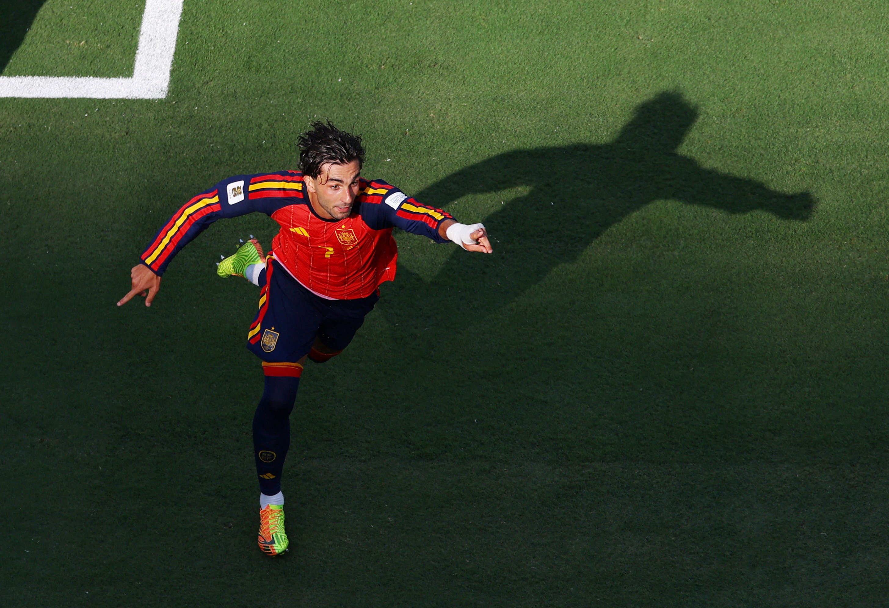 Soccer Football - FIFA World Cup 2026 - Final - Spain v Argentina - New York/New Jersey Stadium, East Rutherford, New Jersey, U.S. - July 19, 2026 Spain's Ferran Torres celebrates scoring their first goal REUTERS/Carlos Barria     TPX IMAGES OF THE DAY