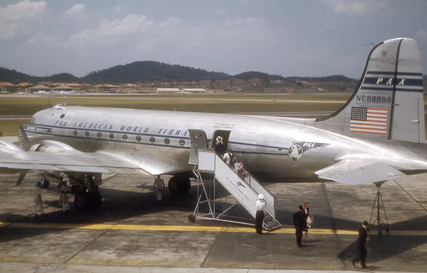 rare-color-photo-of-clipper-endeavor-circa-late-1940s-credit-clint-fewell-courtesy-of-czimages-com