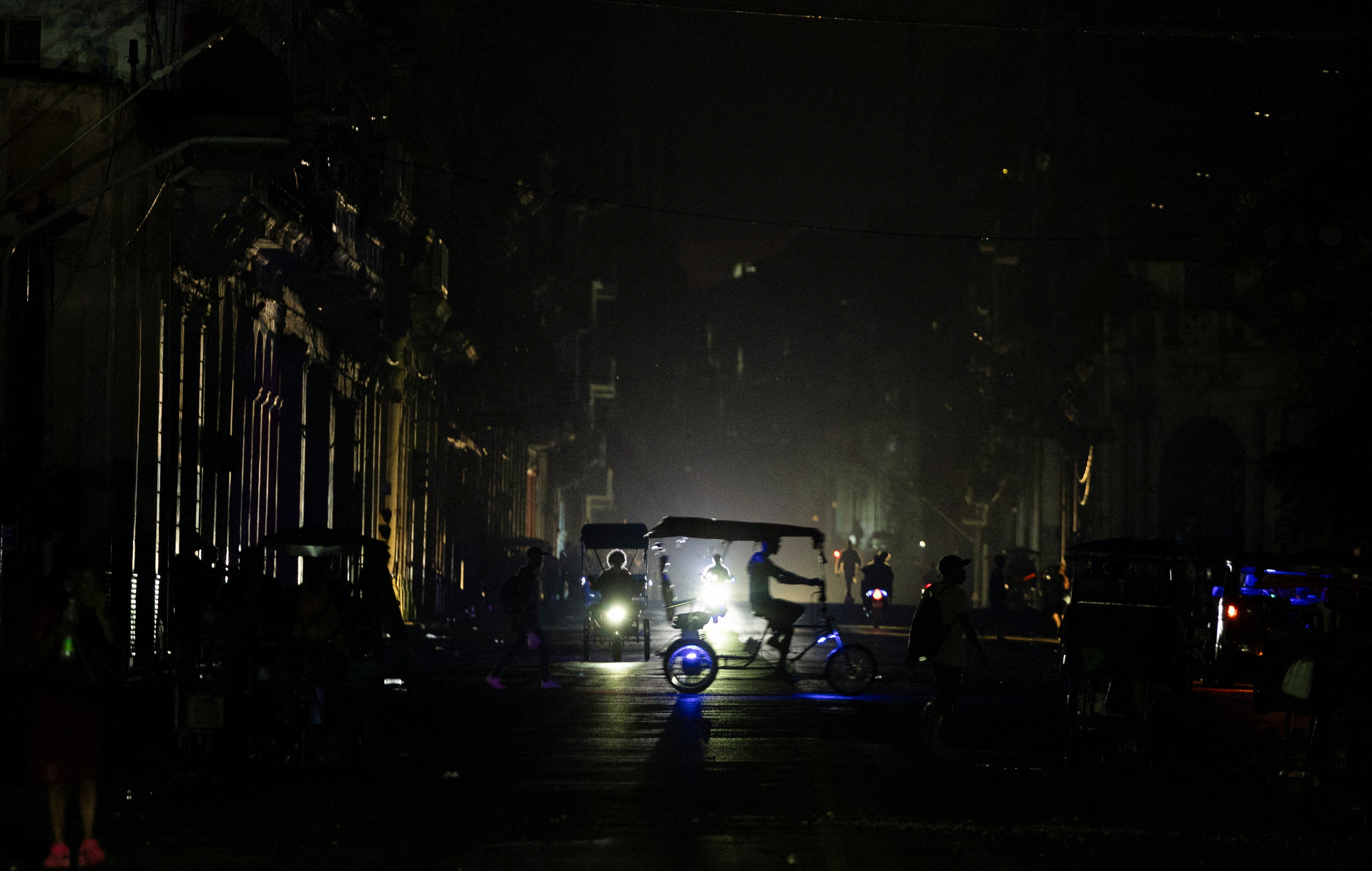 2026-08-04T033133Z_1504164899_RC2DRMAH43S5_RTRMADP_3_CUBA-CRISIS-GRID