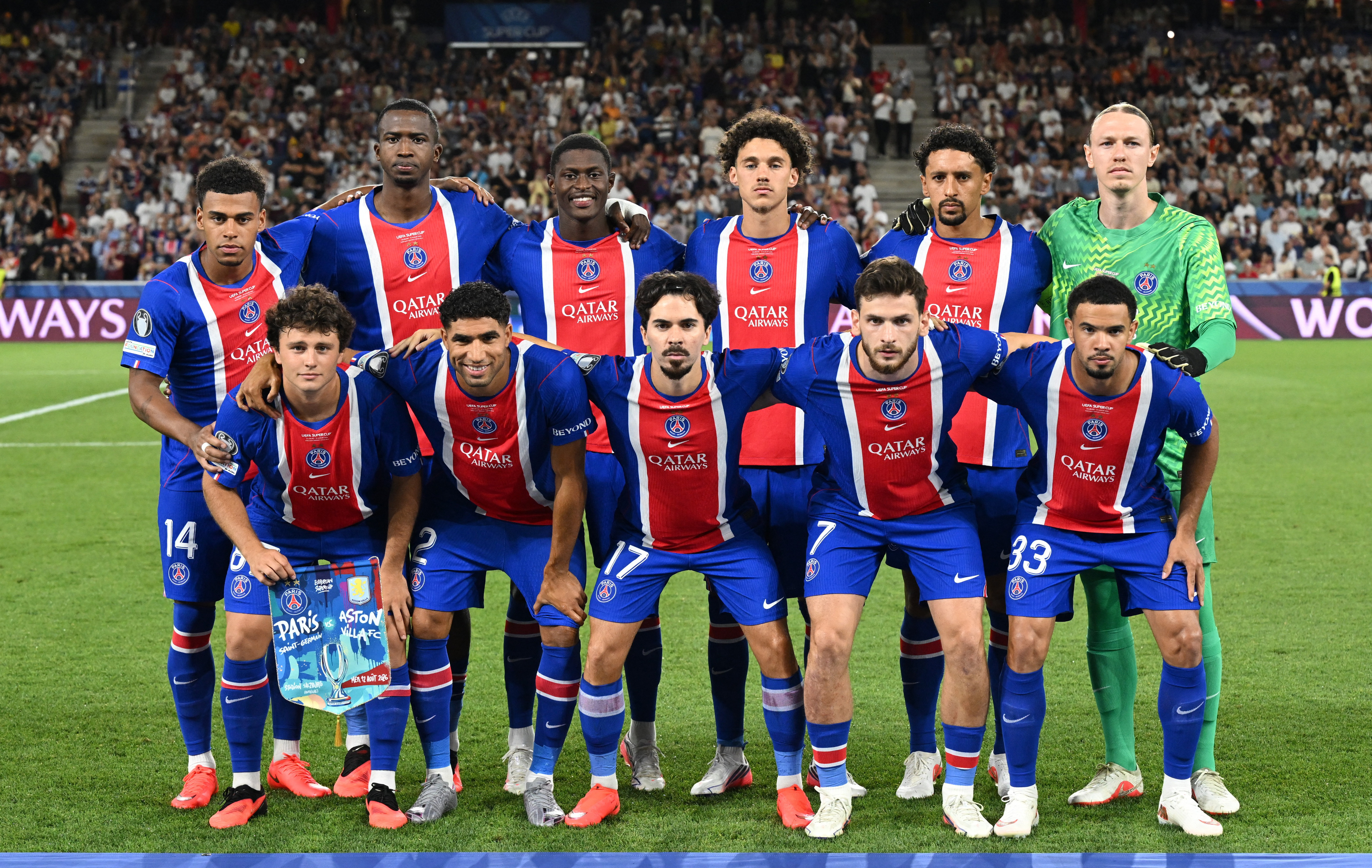 Soccer Football - UEFA Super Cup - Paris St Germain v Aston Villa - Stadion Salzburg, Salzburg, Austria - August 12, 2026 Paris St Germain players pose for a team group photo before the match REUTERS/Angelika Warmuth