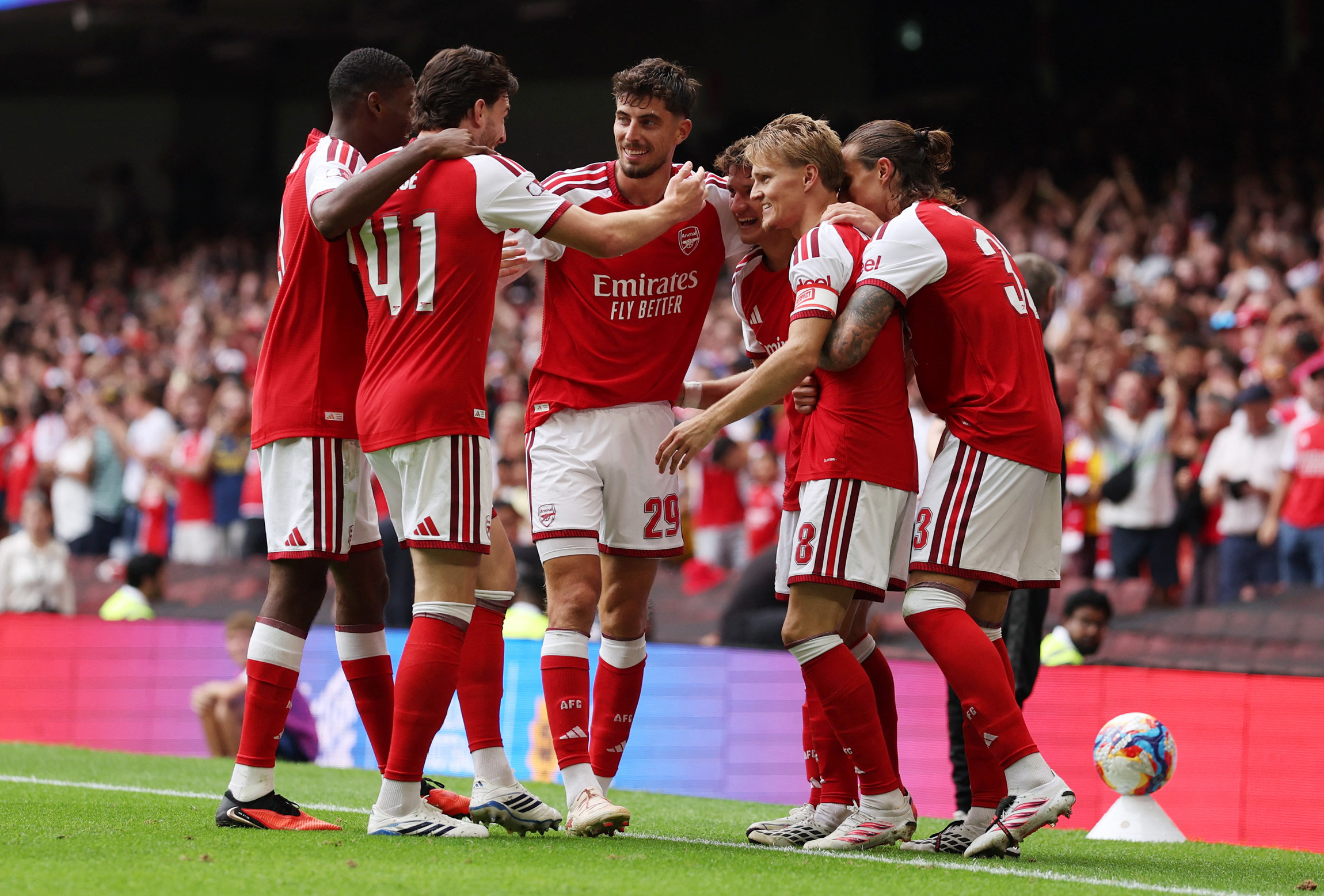 Soccer Football - FA Community Shield - Arsenal v Manchester City - Principality Stadium,