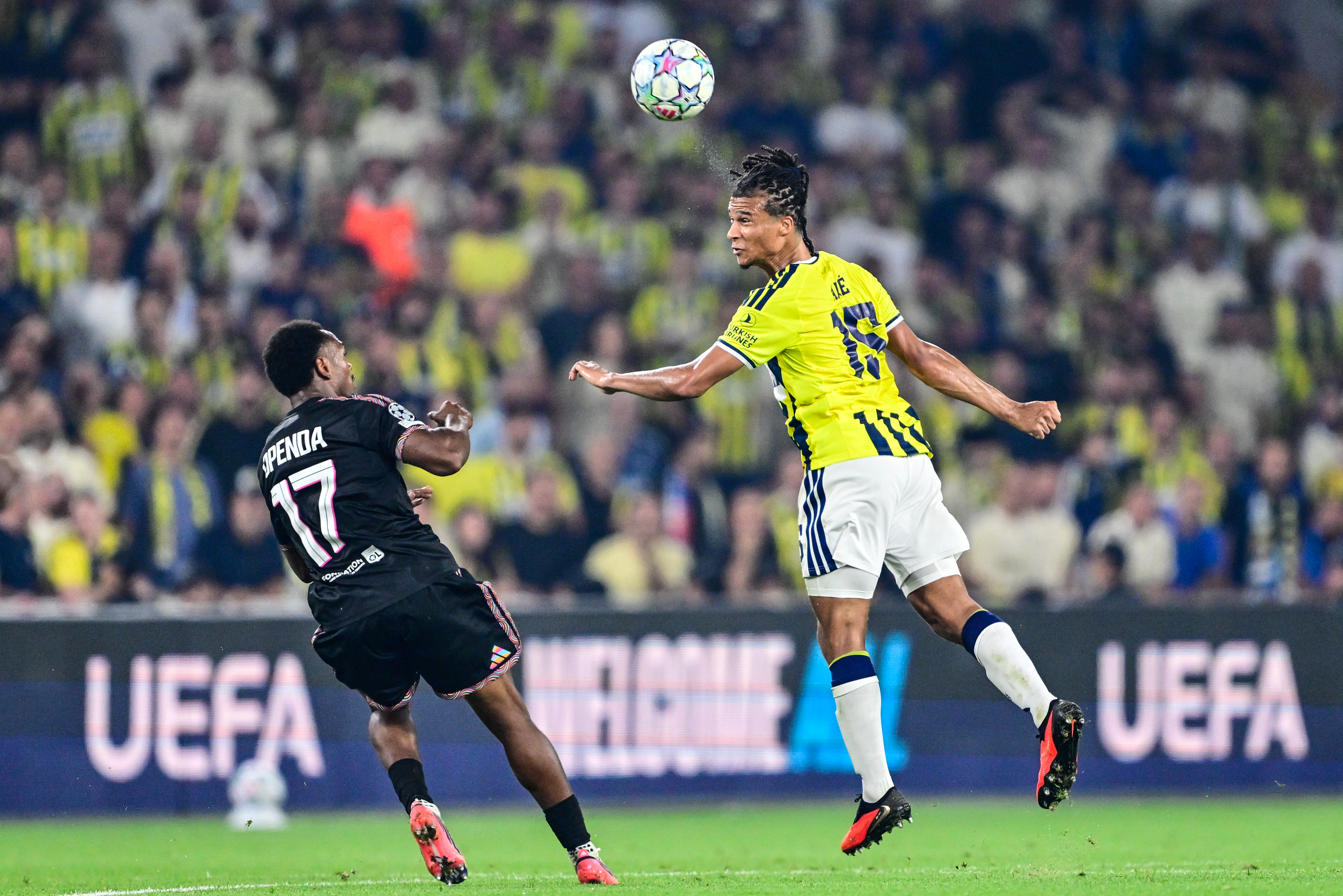 AA-20260818-42244294-42244287-UEFA_LIGA_PRVAKA_FENERBAHCE_OLYMPIQUE_LYON.jpg