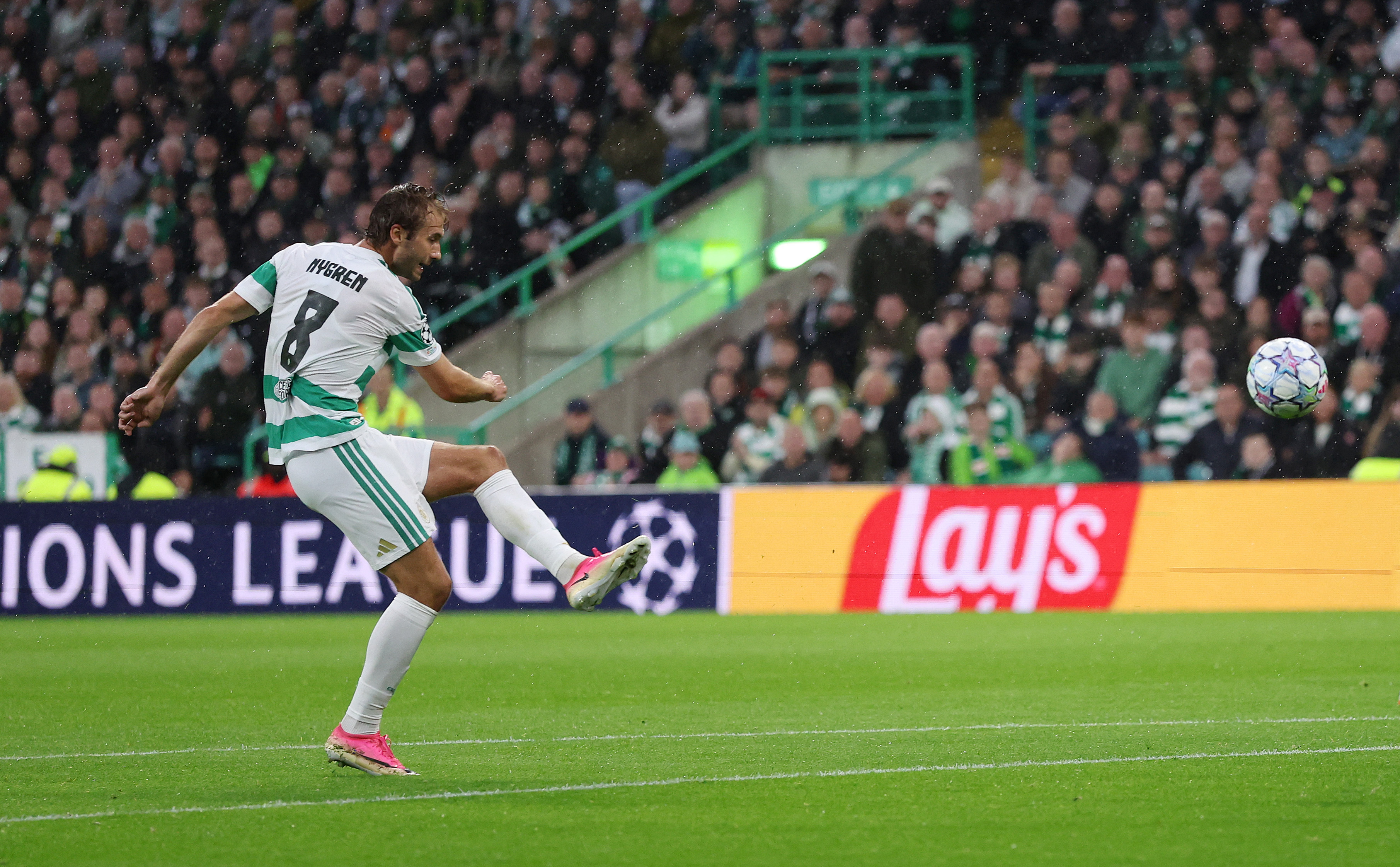 Soccer Football - UEFA Champions League - Play Off - First Leg - Celtic v LASK - Celtic