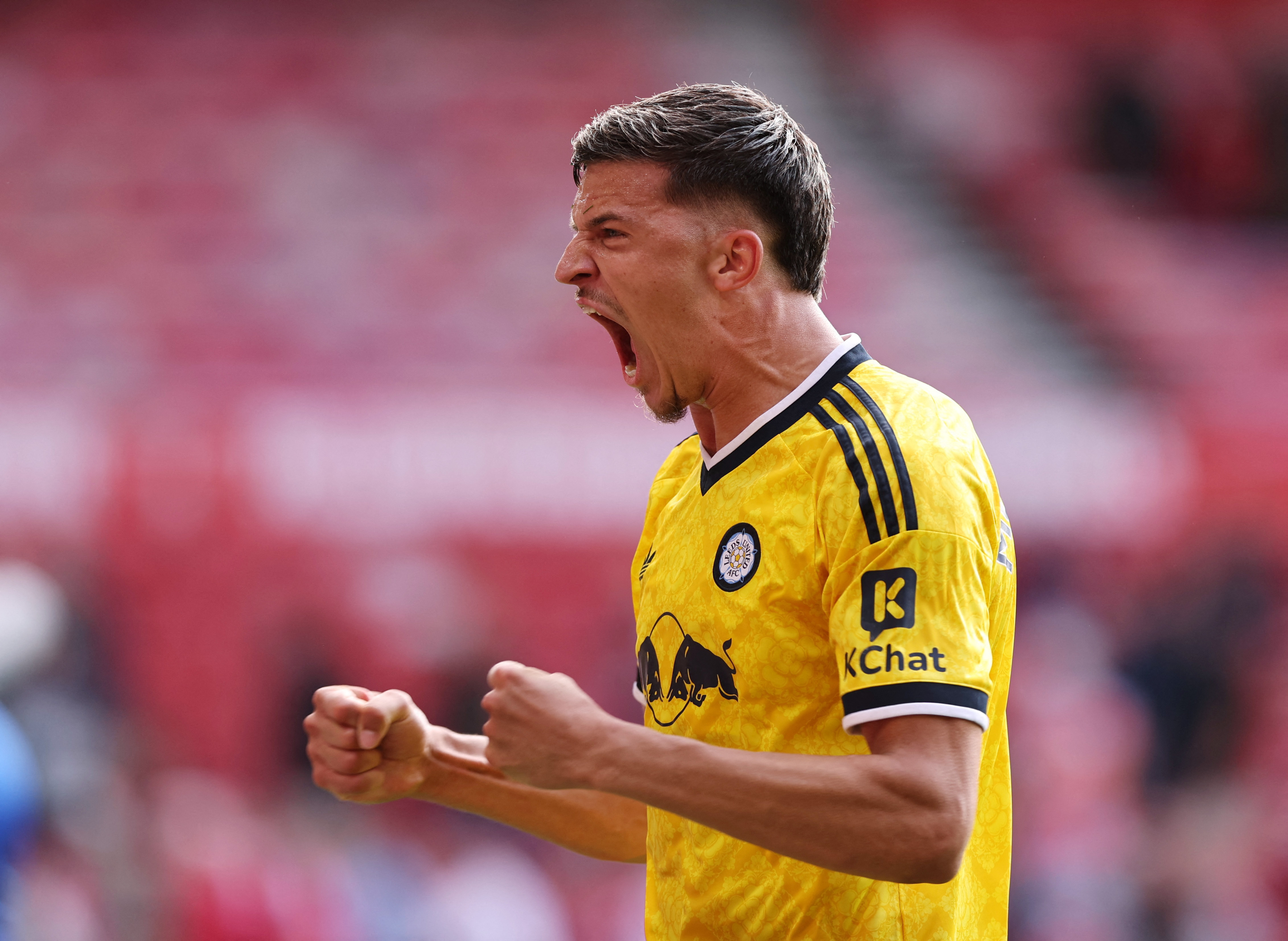 Soccer Football - Premier League - Nottingham Forest v Leeds United - The City Ground, Nottingham, Britain - August 22, 2026 Leeds United's Tarik Muharemovic celebrates after the match REUTERS/David Klein EDITORIAL USE ONLY. NO USE WITH UNAUTHORIZED AUDIO
