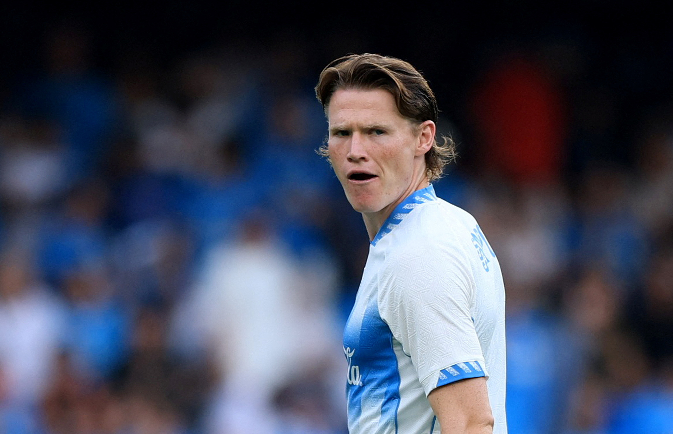 FILE PHOTO: Soccer Football - Serie A - Napoli v Como - Stadio Diego Armando Maradona, Naples, Italy - August 30, 2026 Napoli's Scott McTominay during the warm up before the match REUTERS/Guglielmo Mangiapane/File Photo