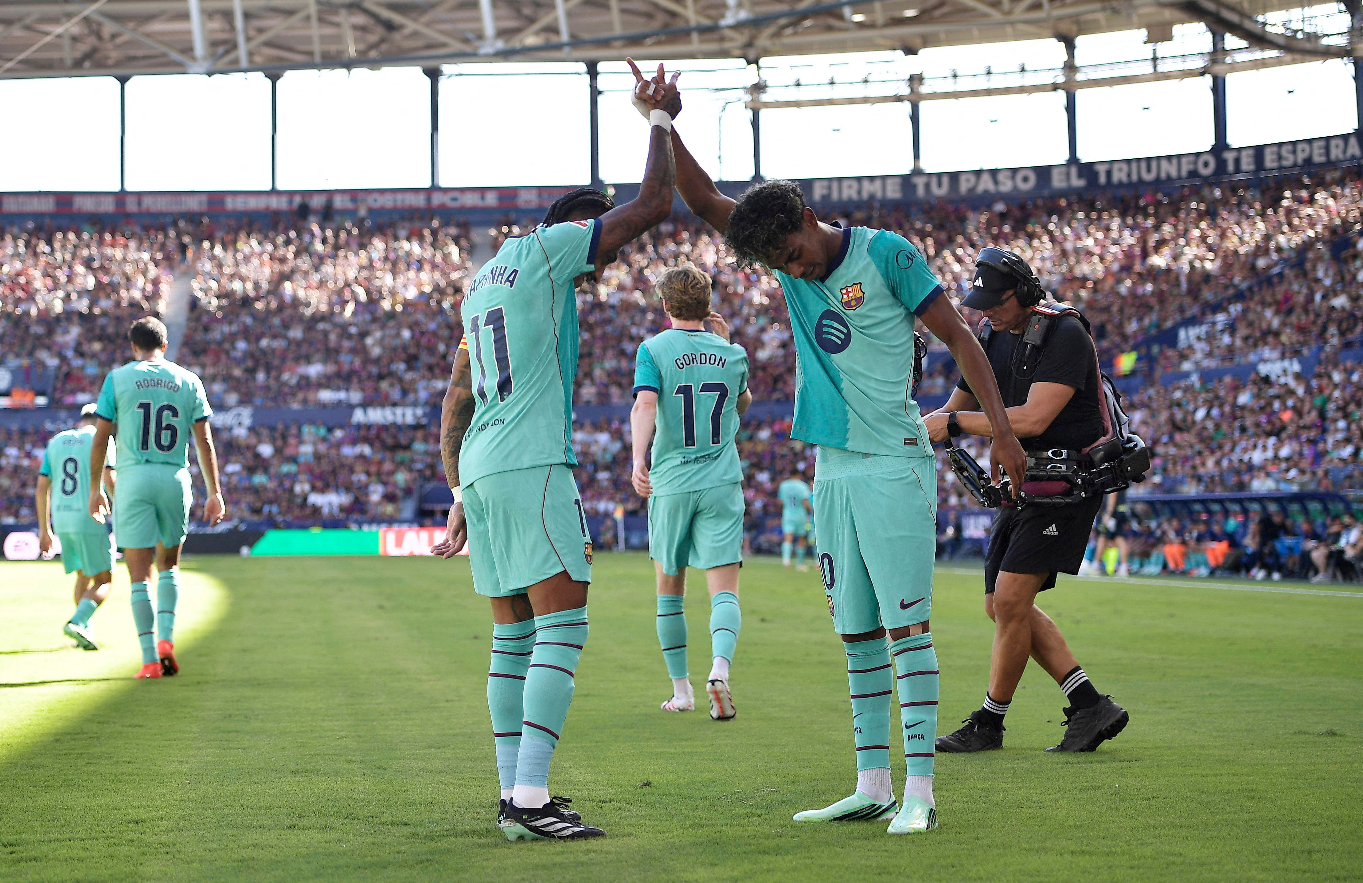 Soccer Football - LaLiga - Levante v FC Barcelona - Estadi Ciutat de Valencia ,