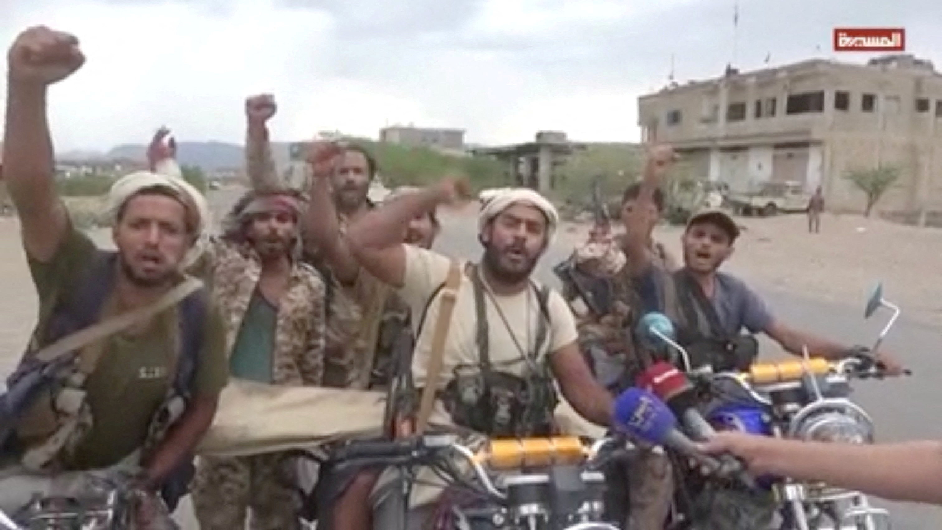 2026-09-13T170435Z_27502766_RC29HNA918N7_RTRMADP_3_IRAN-CRISIS-HOUTHIS-ADVANCE