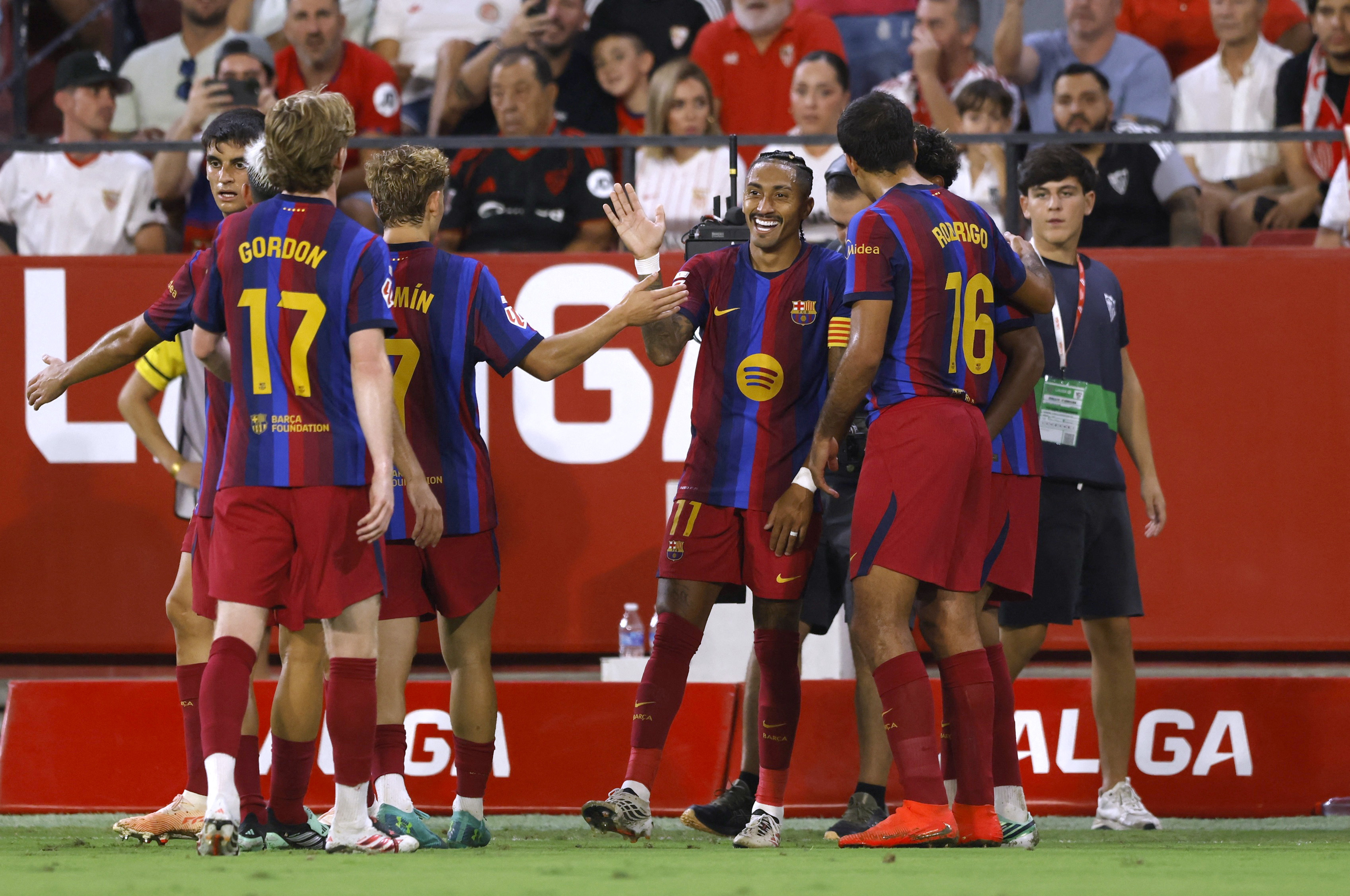 2026-09-19T203455Z_1075174625_UP1EM9J1L658V_RTRMADP_3_SOCCER-SPAIN-SEV-BAR
