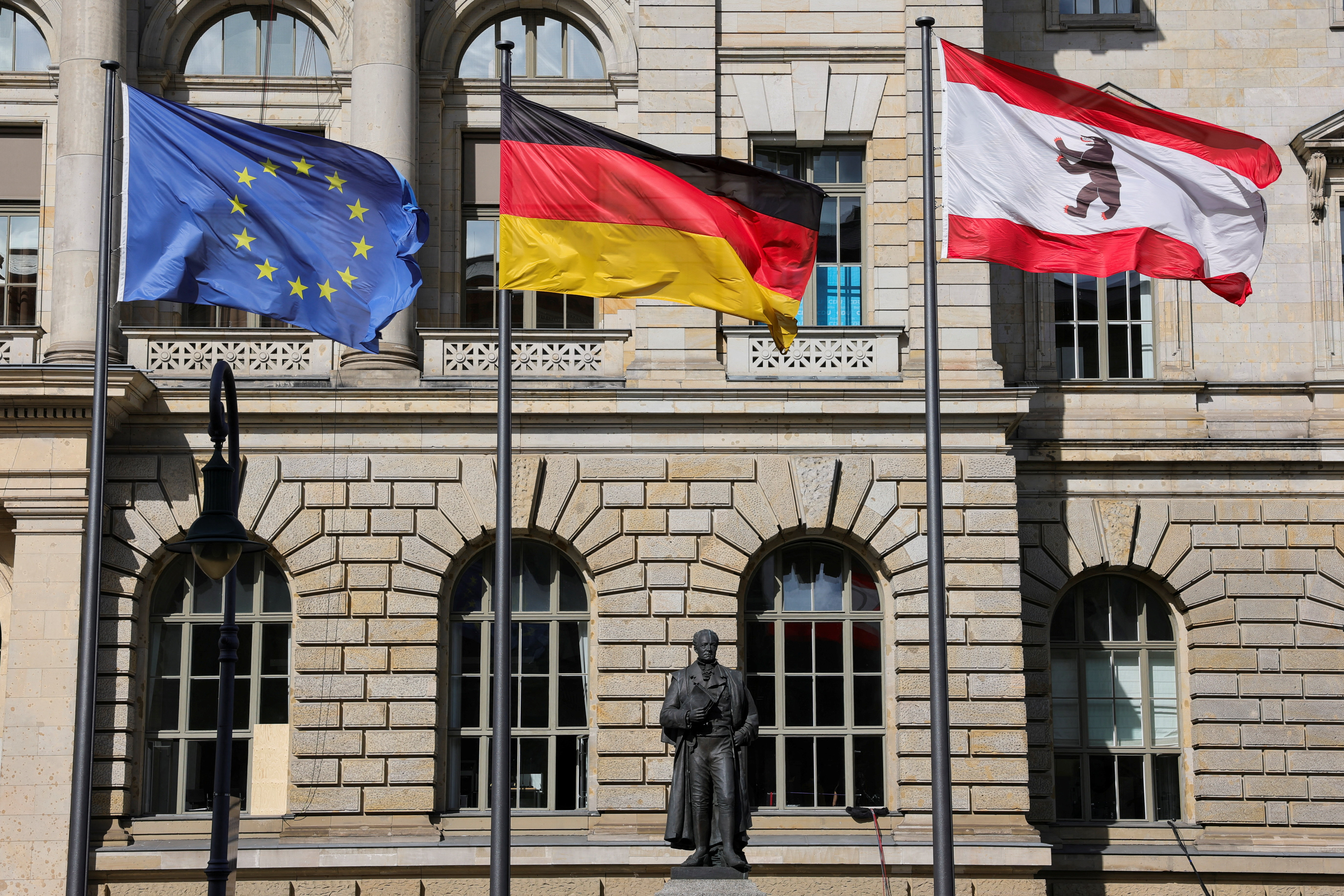 Flags of the European Union, Germany and Berlin flutter outside the Berlin state parliament (Abgeordnetenhaus) building on the day of the state election in Berlin, Germany, September 20, 2026. REUTERS/Fabrizio Bensch