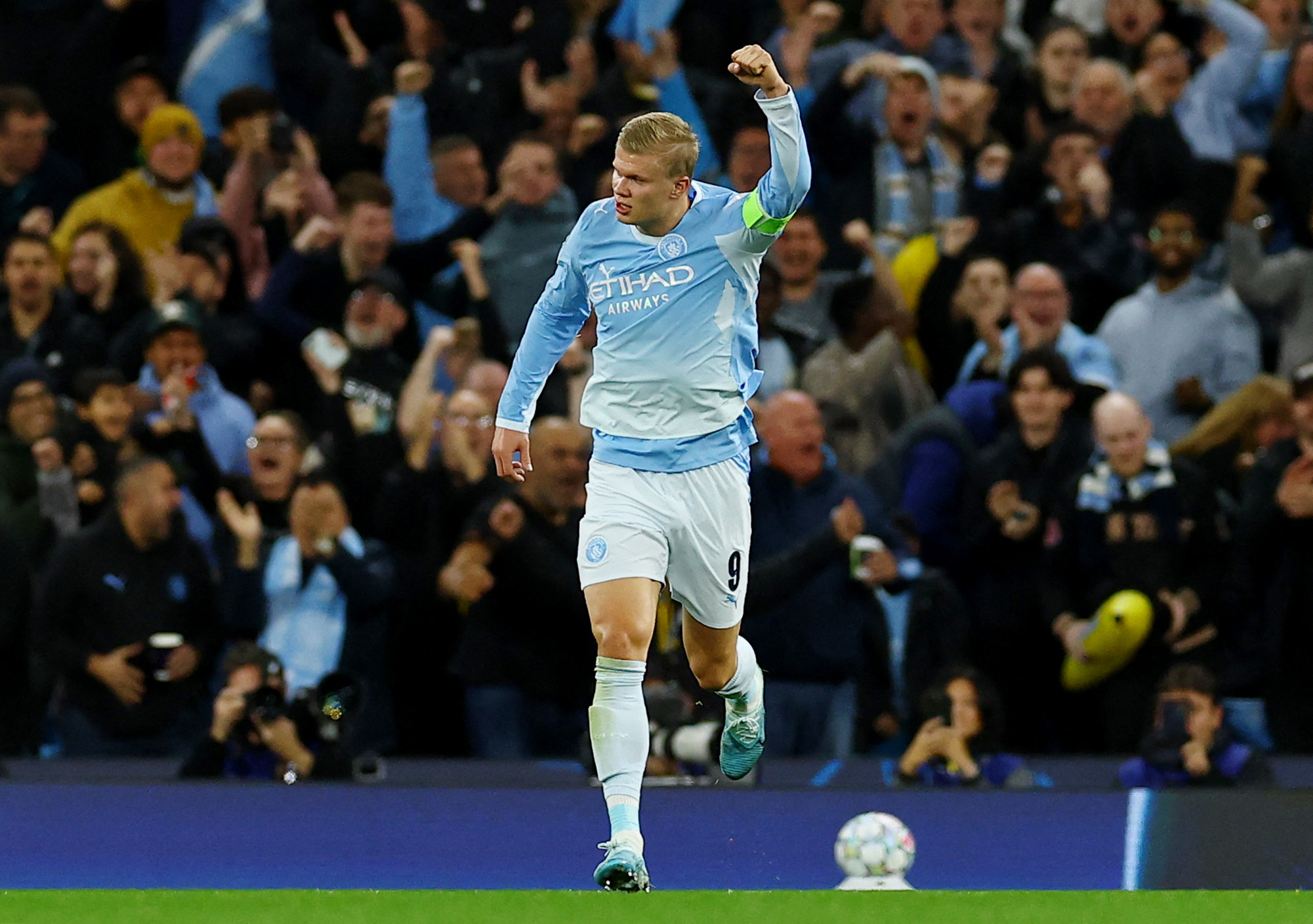Soccer Football - UEFA Champions League - Manchester City v Paris St Germain - Etihad Stadium, Manchester, Britain - October 14, 2026 Manchester City's Erling Haaland celebrates scoring their first goal REUTERS/Phil Noble