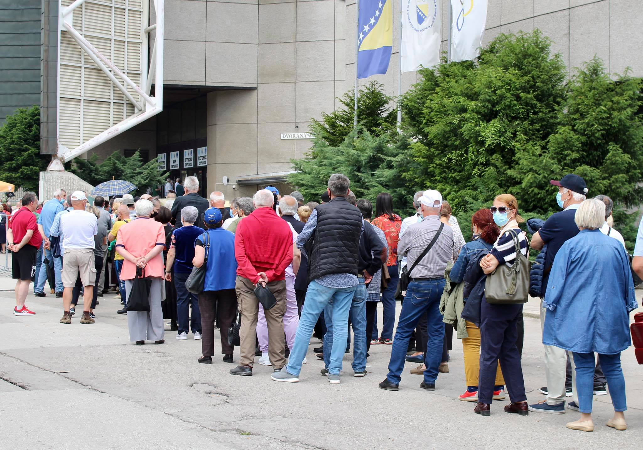 197253757_303122171529733_750532164011076507_n