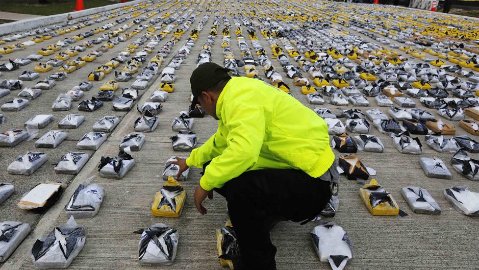 2015-02-24T201034Z_1994107863_GM1EB2P0BHI01_RTRMADP_3_COLOMBIA-DRUGS