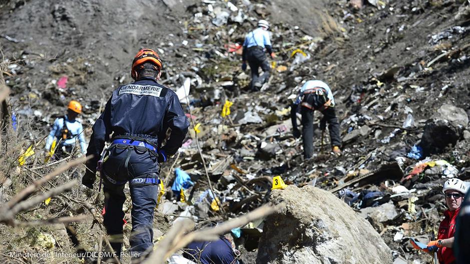 2015-03-26T170850Z_658344697_PM1EB3Q1E8A01_RTRMADP_3_FRANCE-CRASH