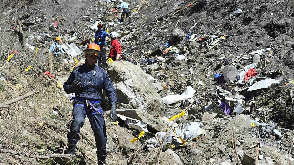 2015-03-26T175447Z_81204125_PM1EB3Q1EFJ01_RTRMADP_3_FRANCE-CRASH