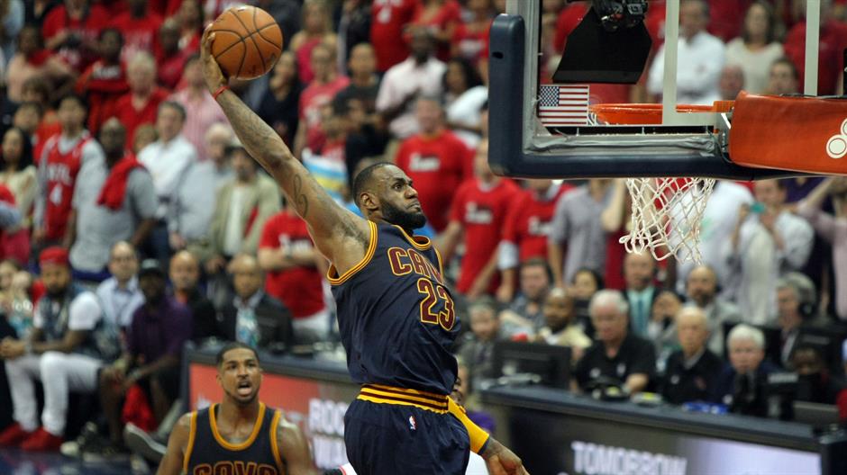 2015-05-21T033541Z_1214077318_NOCID_RTRMADP_3_NBA-PLAYOFFS-CLEVELAND-CAVALIERS-AT-ATLANTA-HAWKS