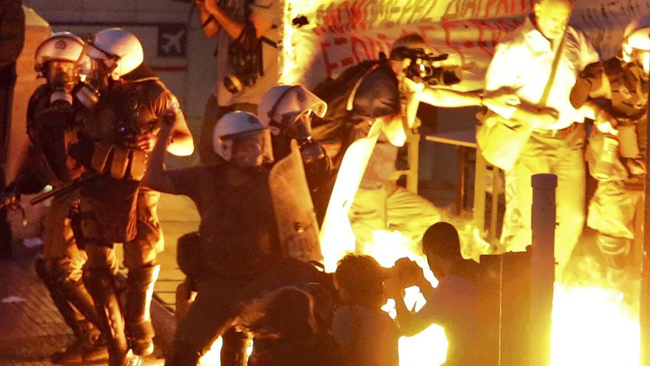 2015-07-15T194517Z_1182795129_LR2EB7F1IV6RF_RTRMADP_3_EUROZONE-GREECE