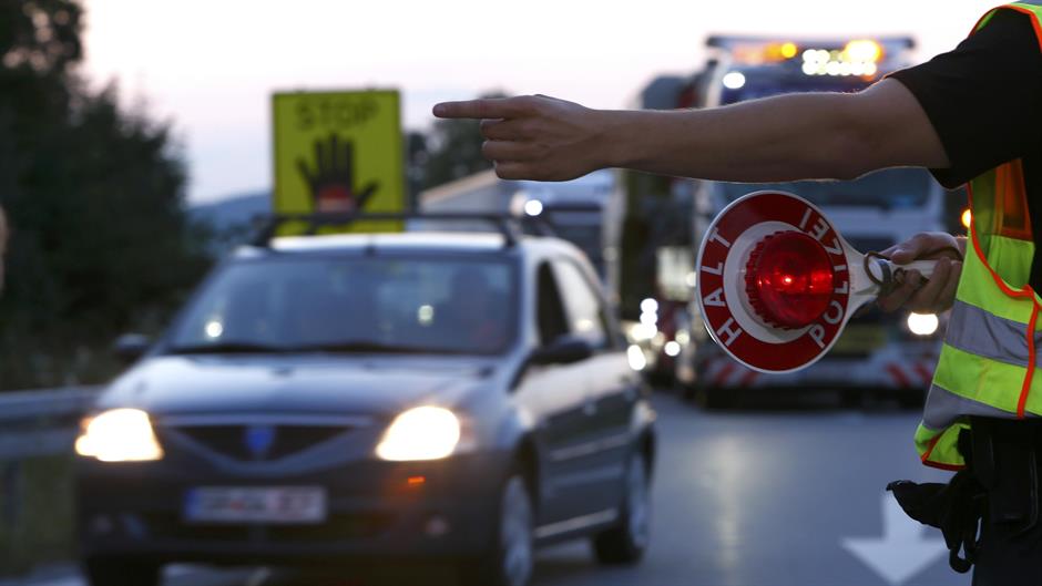 2015-07-17T083314Z_1498557852_LR2EB7H0NR38X_RTRMADP_3_GERMANY-MIGRANTS