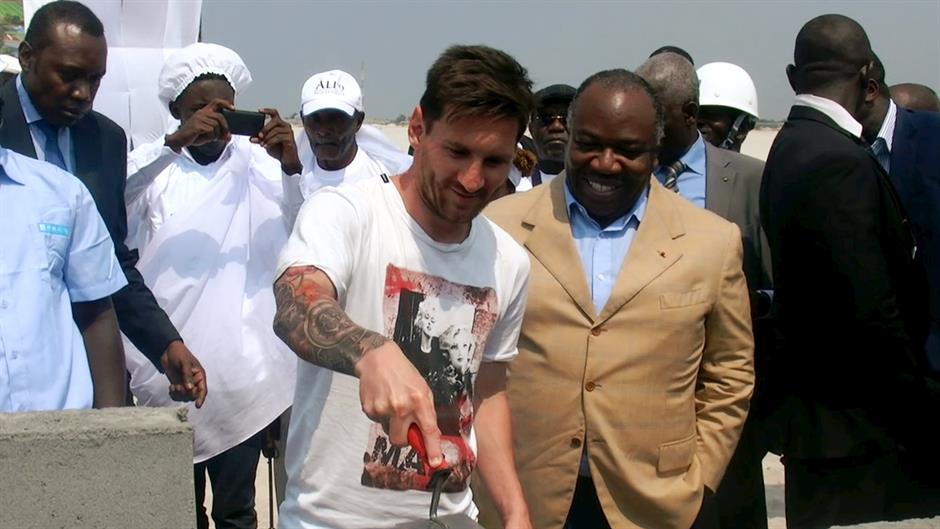 2015-07-18T172252Z_2135621084_GF10000163489_RTRMADP_3_GABON-SOCCER