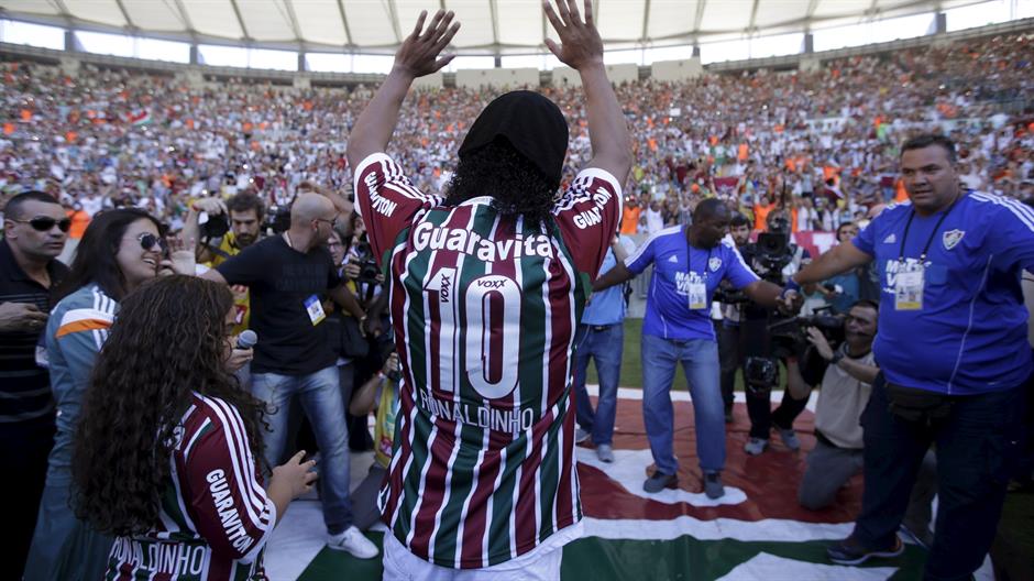 2015-07-19T190928Z_899289211_GF10000164307_RTRMADP_3_SOCCER-BRAZIL-RONALDINHO