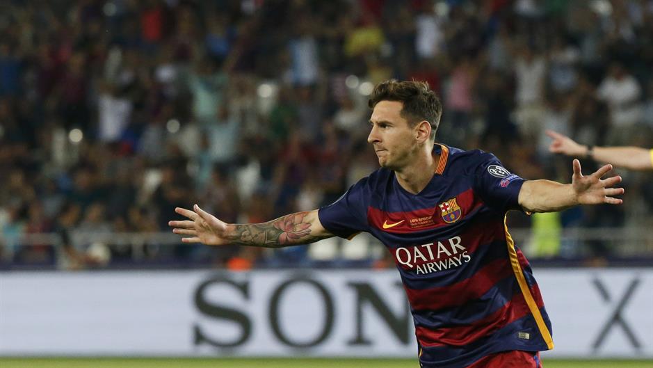 2015-08-11T194541Z_2047113068_LR2EB8B1IVVIM_RTRMADP_3_SOCCER-UEFA-BARCELONA-SEVILLA