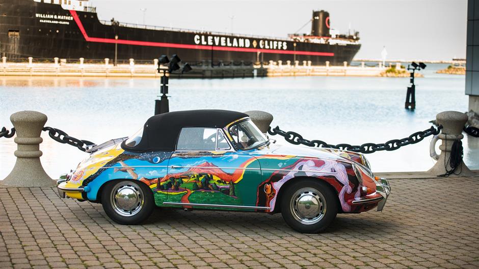 2015-09-15T100419Z_208875899_GF10000205892_RTRMADP_3_PEOPLE-JANISJOPLIN-PORSCHE