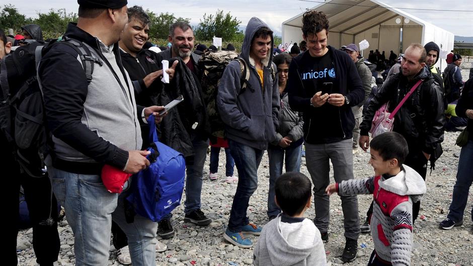 2015-09-29T121013Z_757780134_GF10000226193_RTRMADP_3_EUROPE-MIGRANTS-MACEDONIA