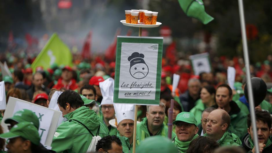 2015-10-07T104946Z_1977950750_LR1EBA70U2O98_RTRMADP_3_BELGIUM-PROTEST