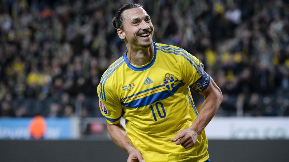 2015-10-12T165959Z_1776044608_GF10000242328_RTRMADP_3_SOCCER-EURO