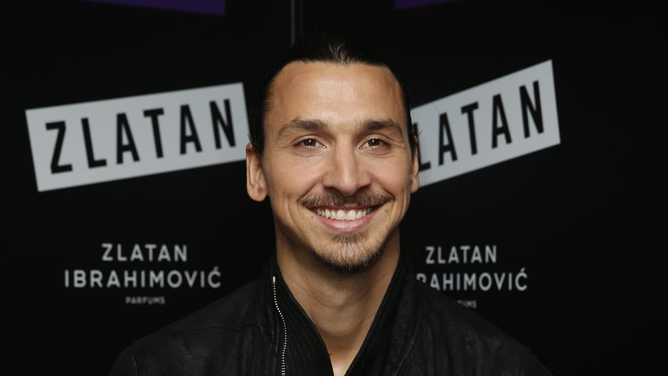 2015-10-27T175911Z_54156108_PM1EBAR1GEO01_RTRMADP_3_FRANCE-FASHION