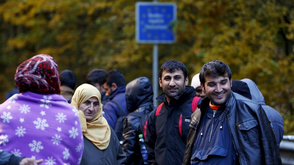 2015-10-29T181716Z_730396056_GF20000038011_RTRMADP_3_EUROPE-MIGRANTS-GERMANY