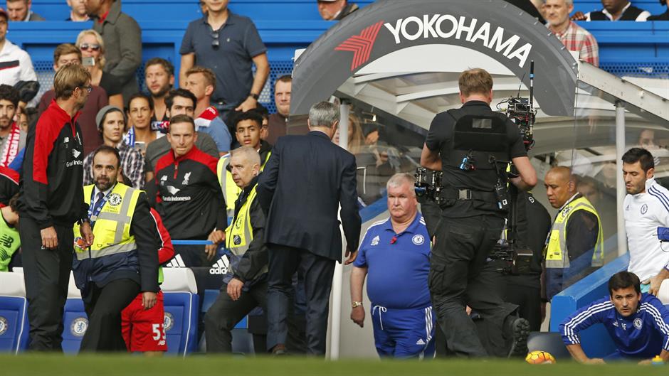 2015-10-31T144452Z_89304292_MT1ACI14139417_RTRMADP_3_SOCCER-ENGLAND-CHE-LIV