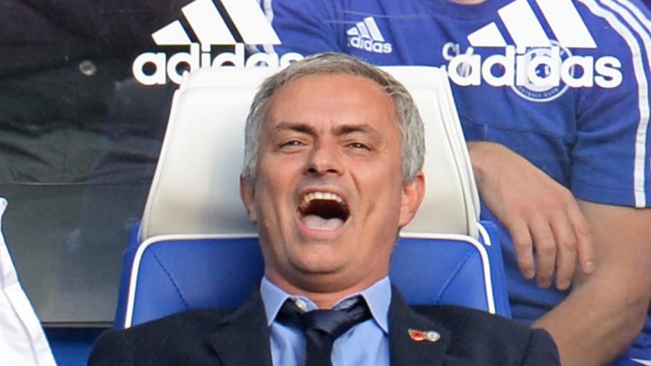 2015-10-31T145635Z_89304995_MT1ACI14139454_RTRMADP_3_SOCCER-ENGLAND-CHE-LIV