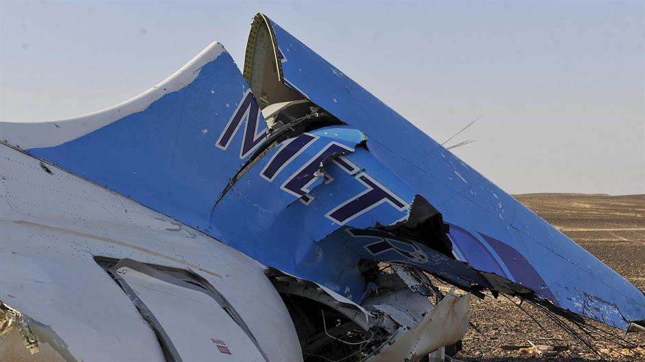 2015-10-31T175955Z_1052340174_GF20000040657_RTRMADP_3_EGYPT-CRASH